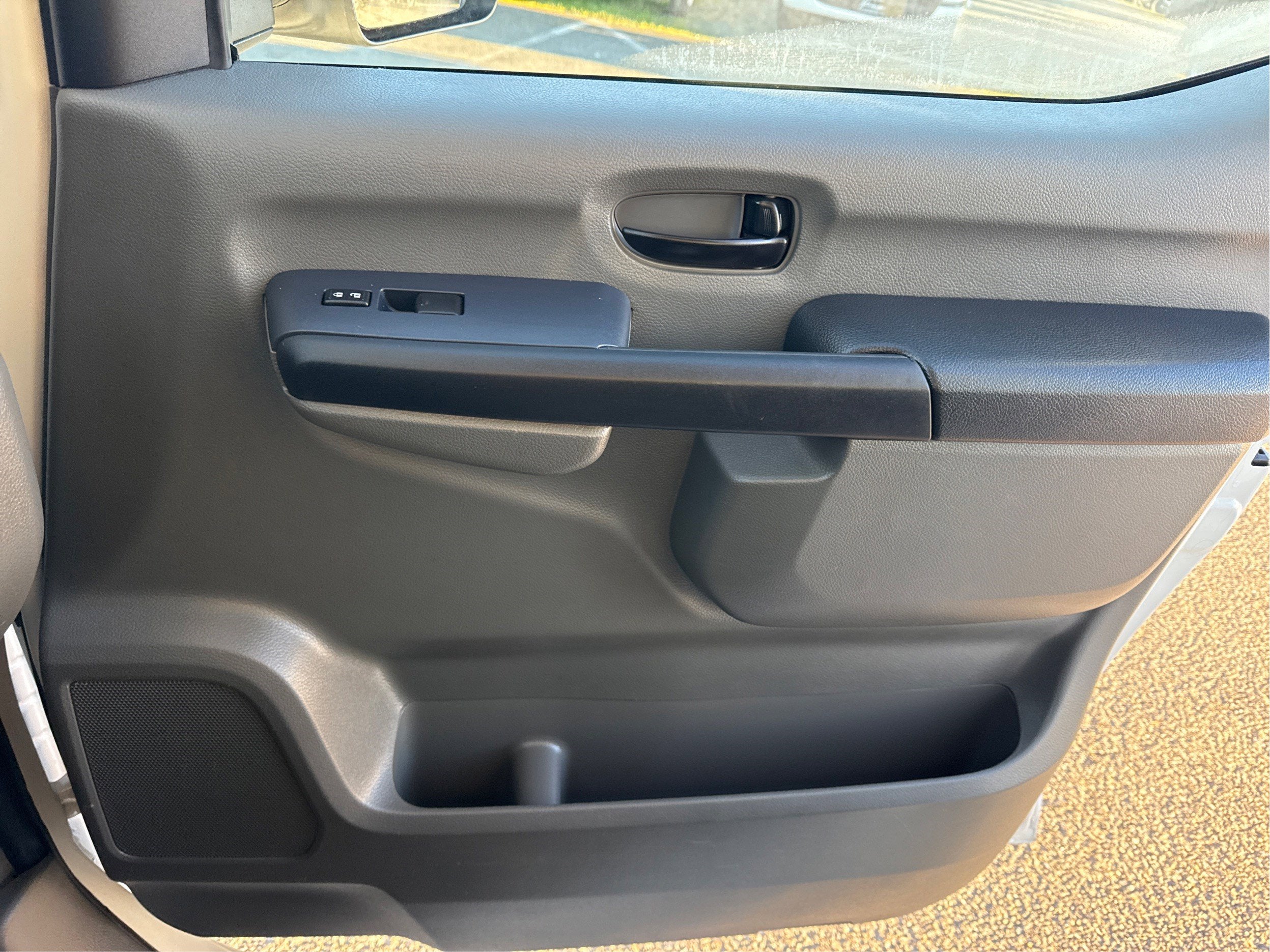 2021 Nissan NV Cargo SV