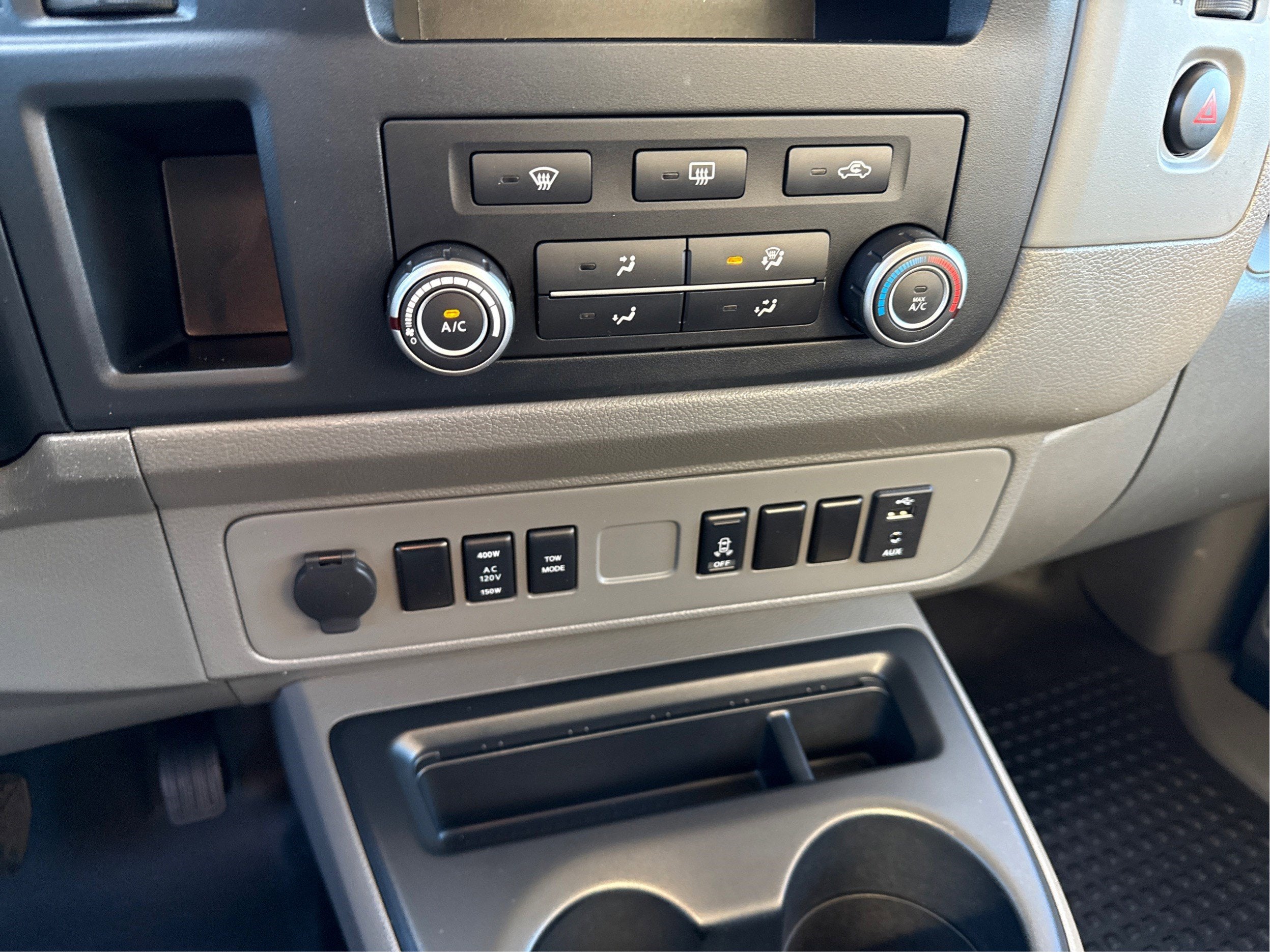 2021 Nissan NV Cargo SV