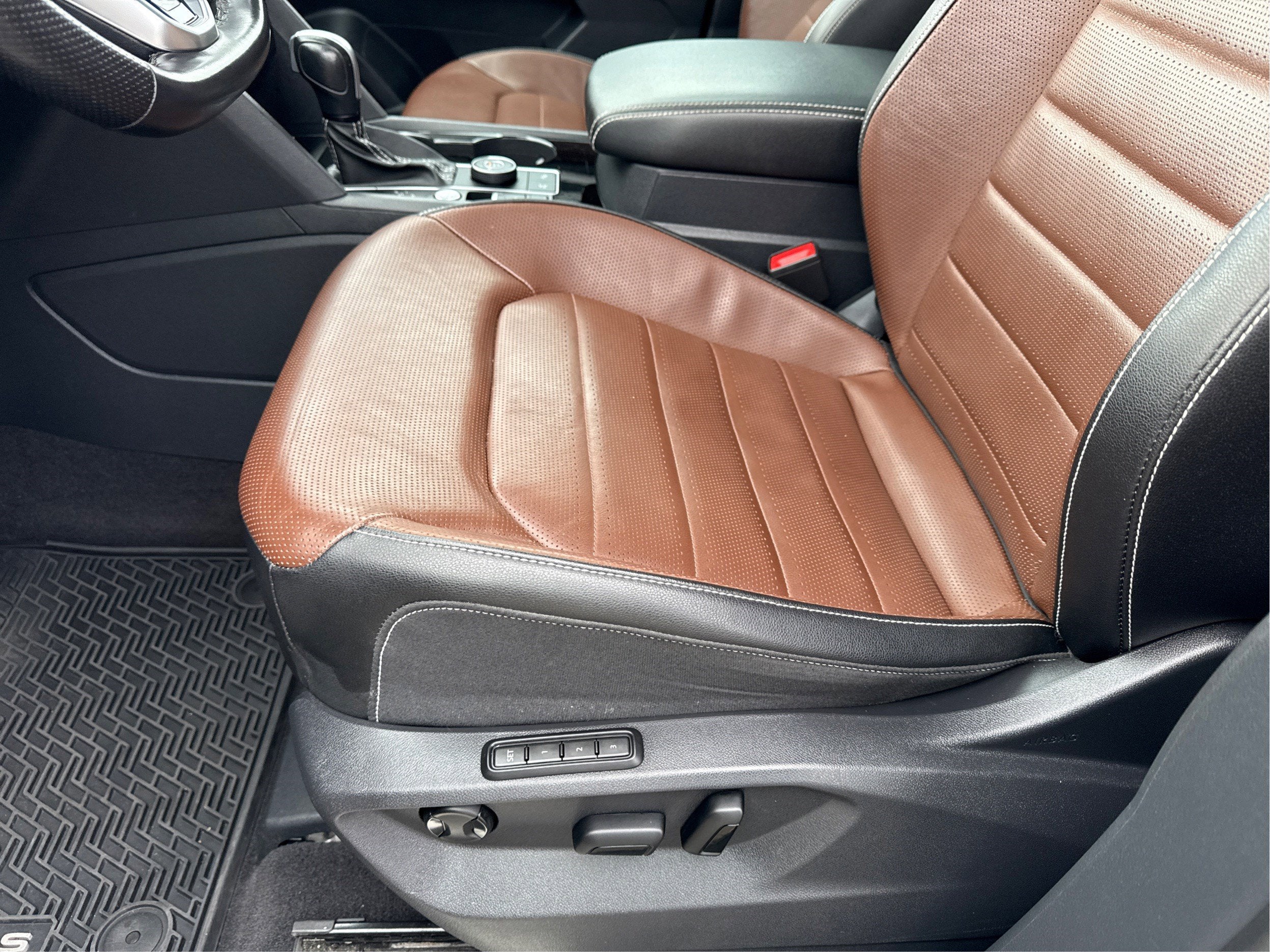 2023 Volkswagen Atlas 3.6L V6 SEL Premium R-Line