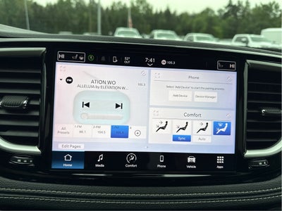 2022 Chrysler Pacifica Touring L