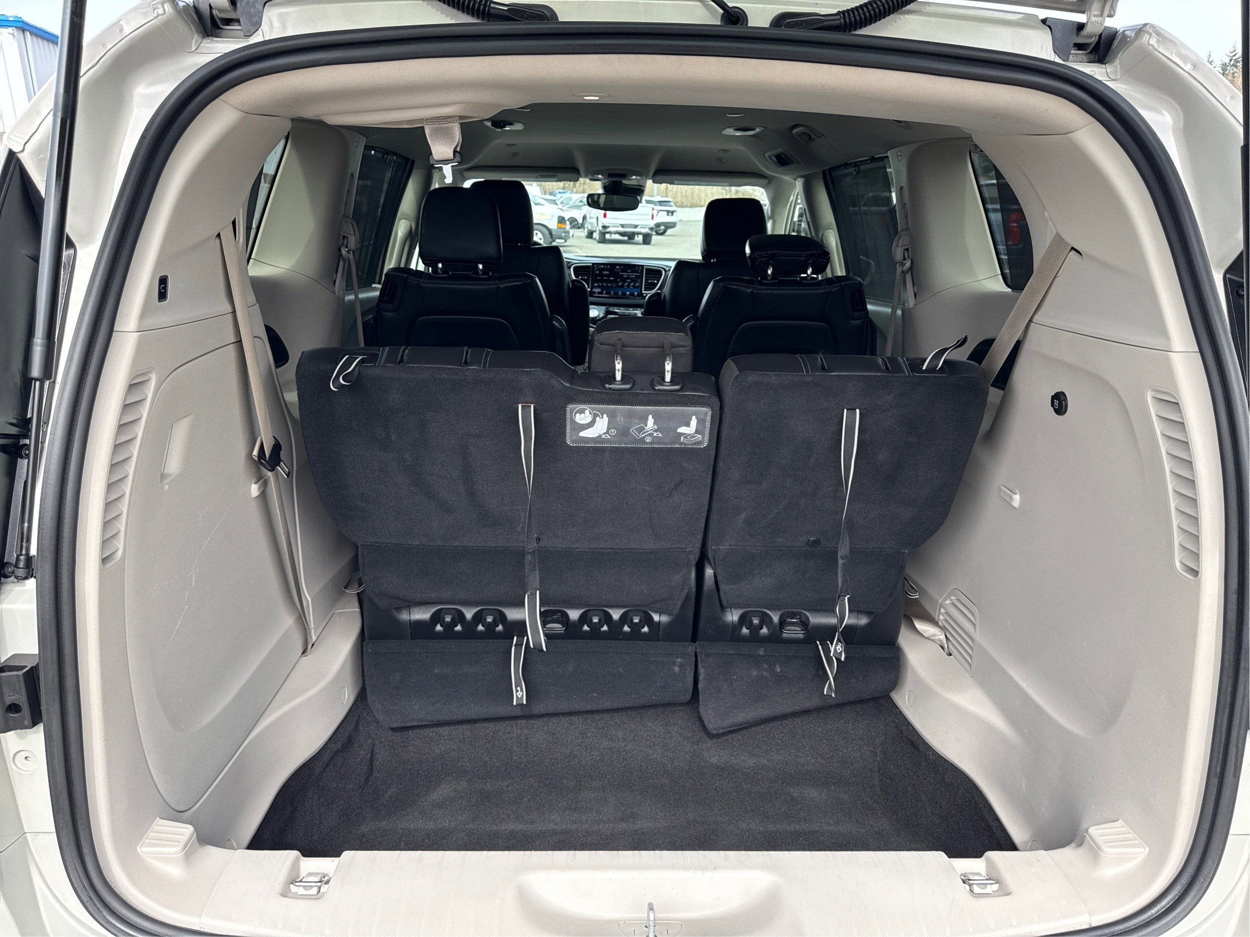 2021 Chrysler Pacifica Touring L