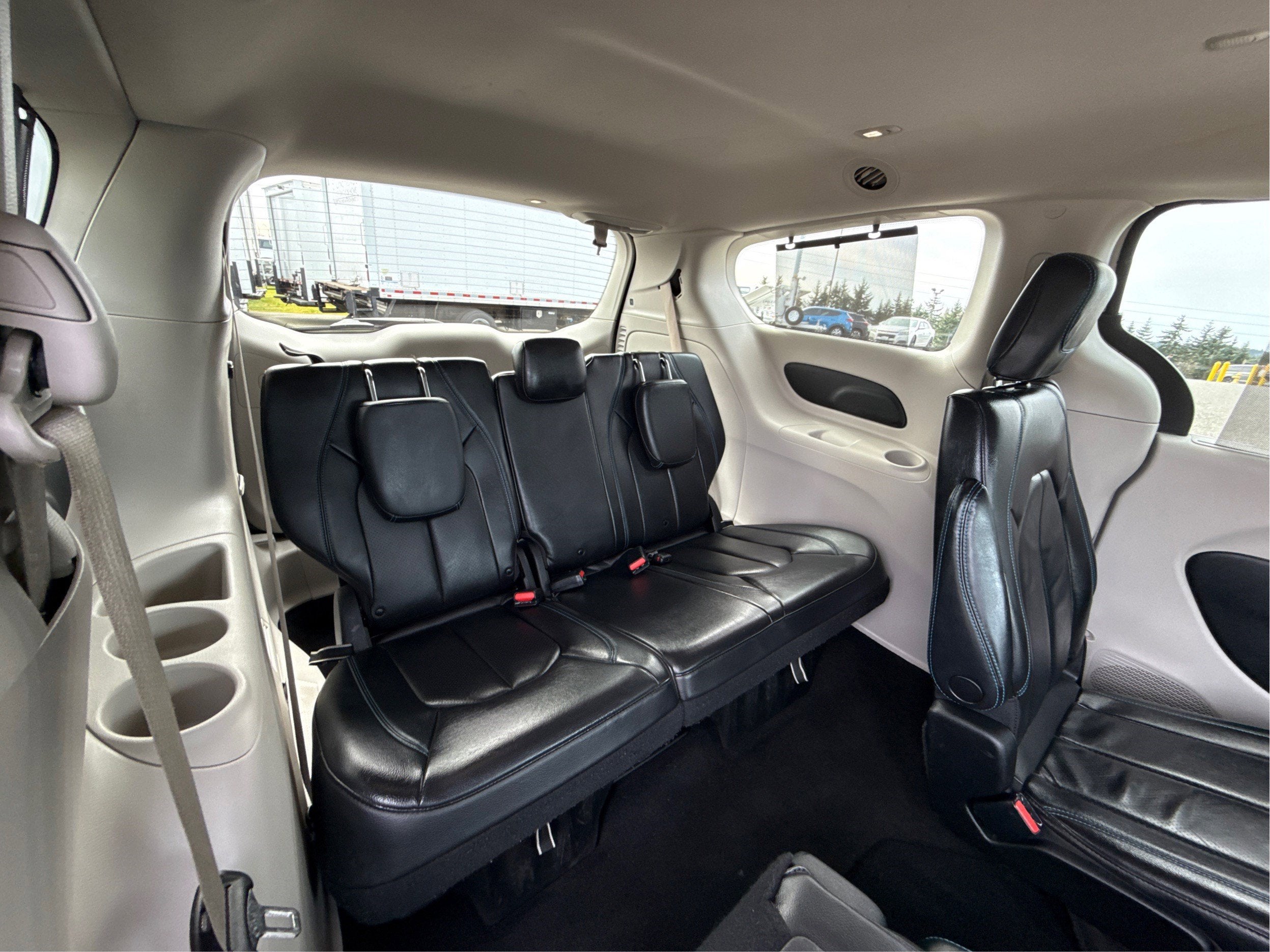 2021 Chrysler Pacifica Touring L