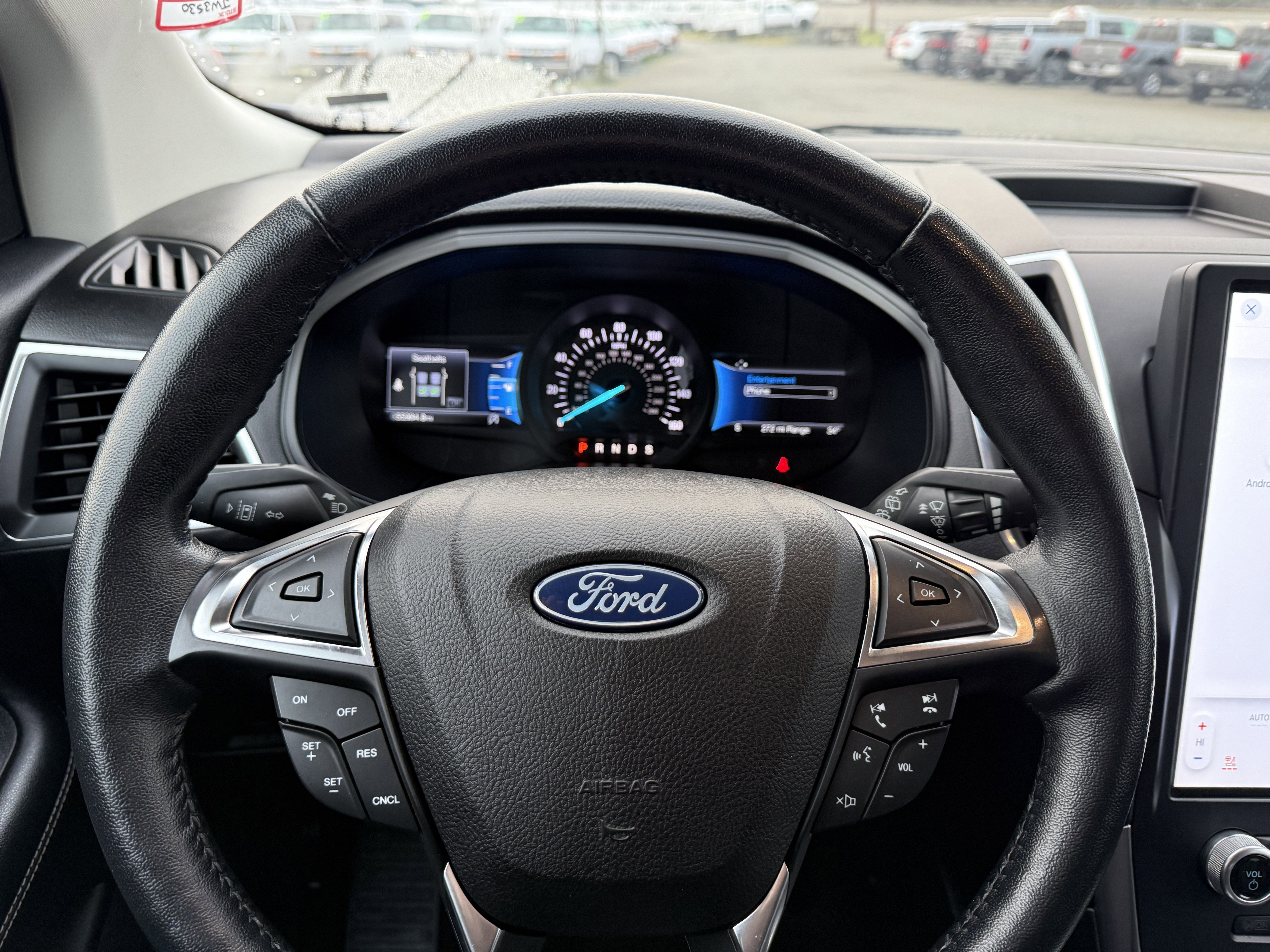 2022 Ford Edge Titanium