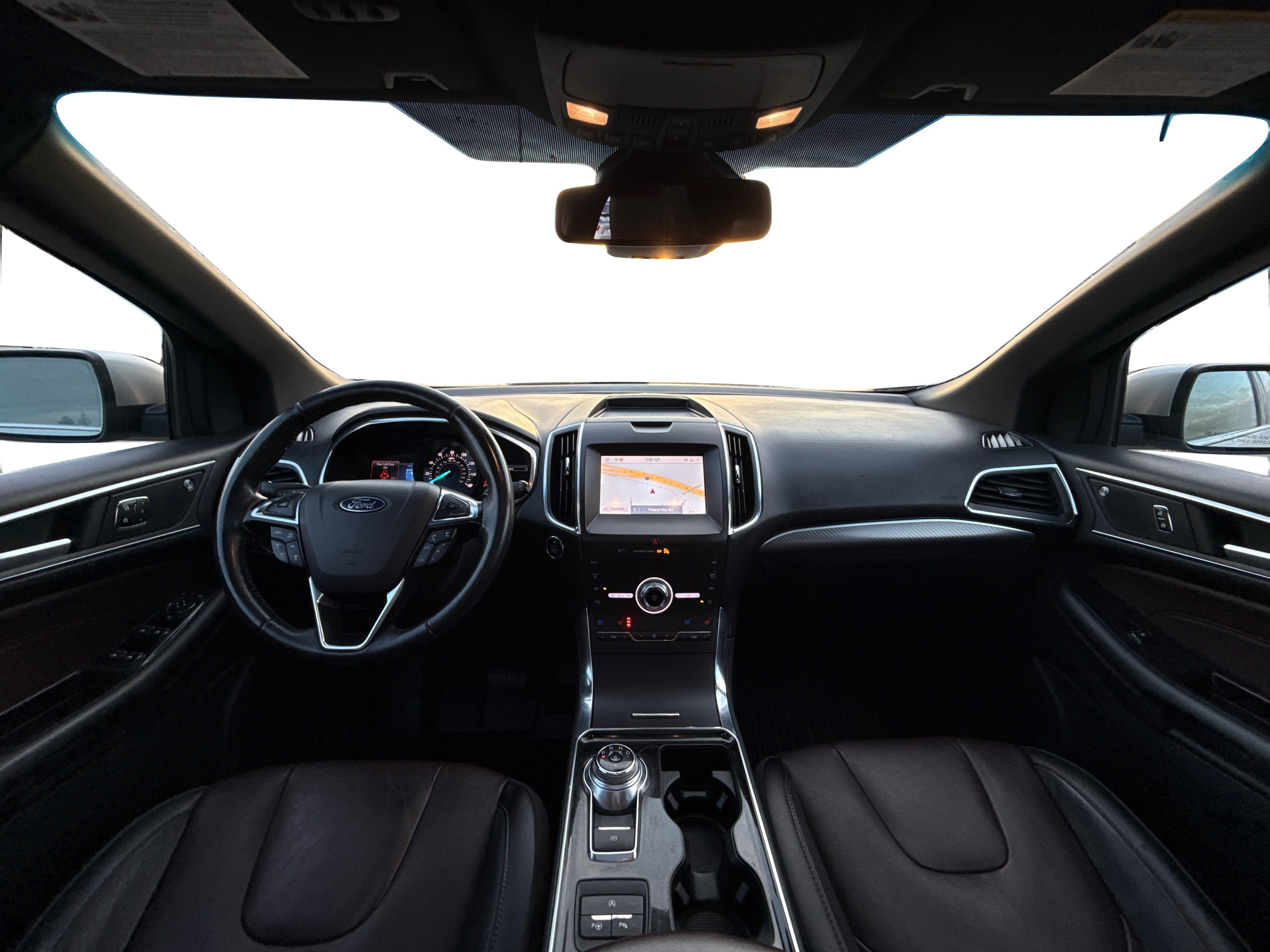 2020 Ford Edge Titanium