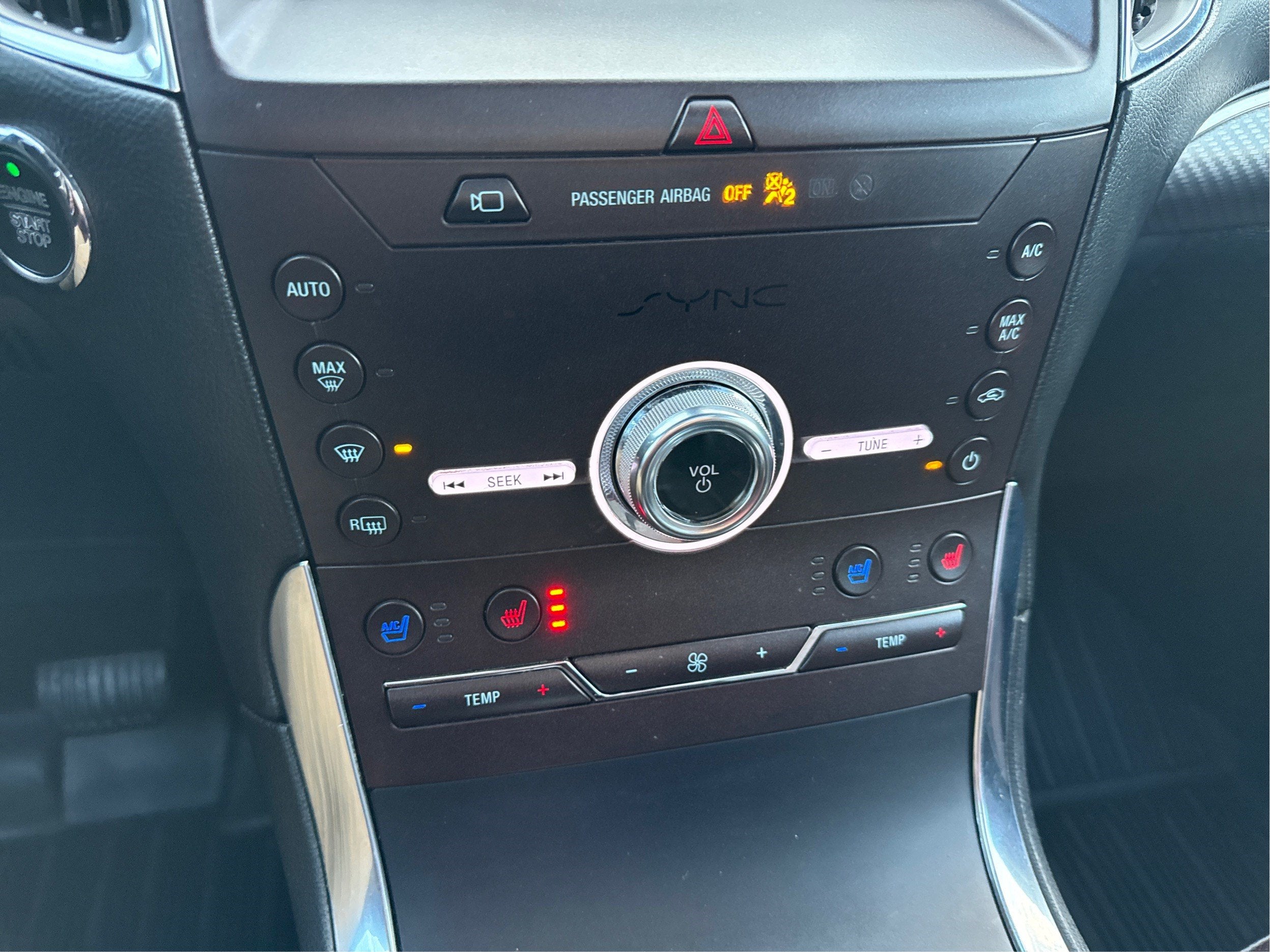 2020 Ford Edge Titanium