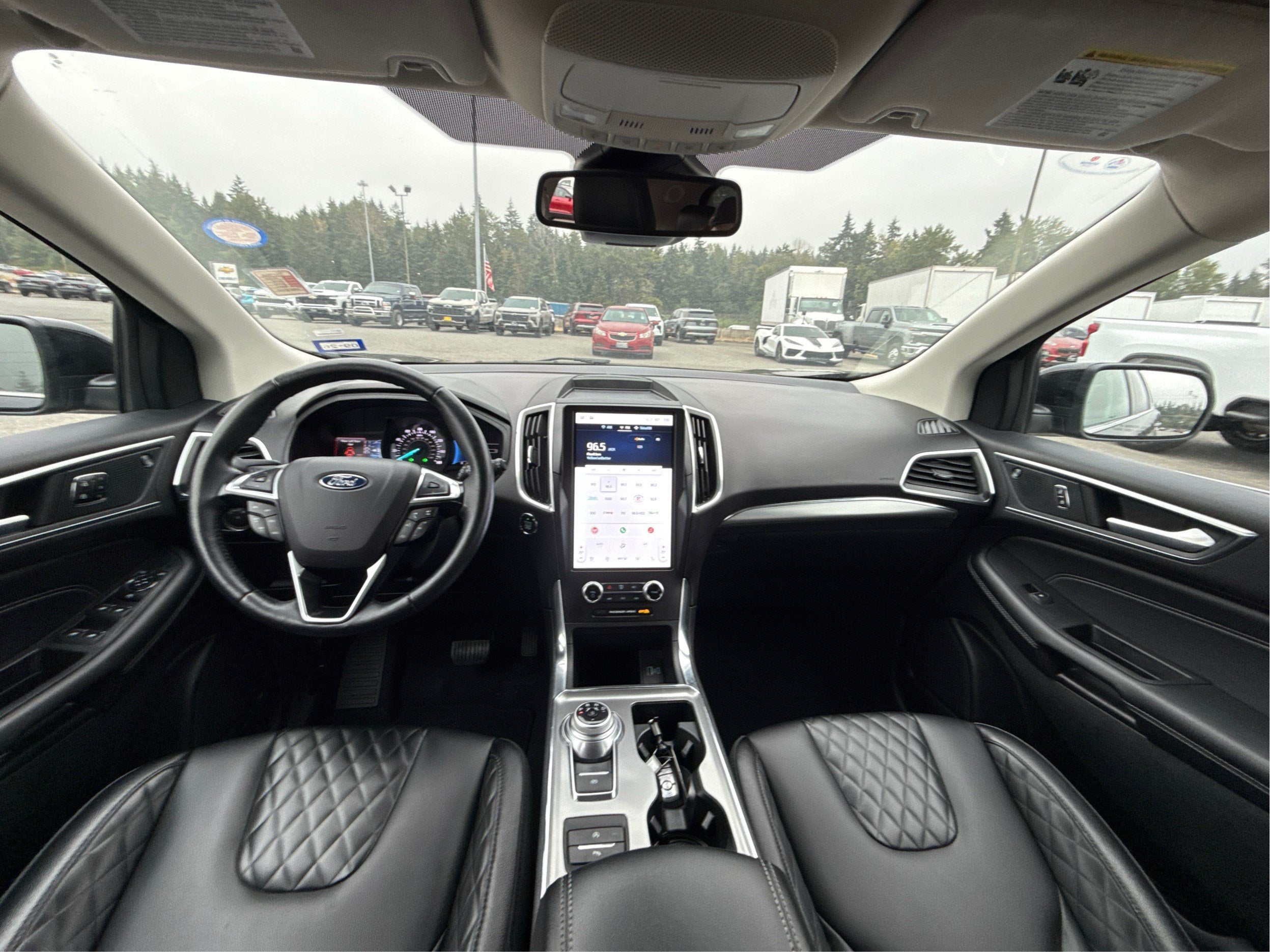 2024 Ford Edge Titanium