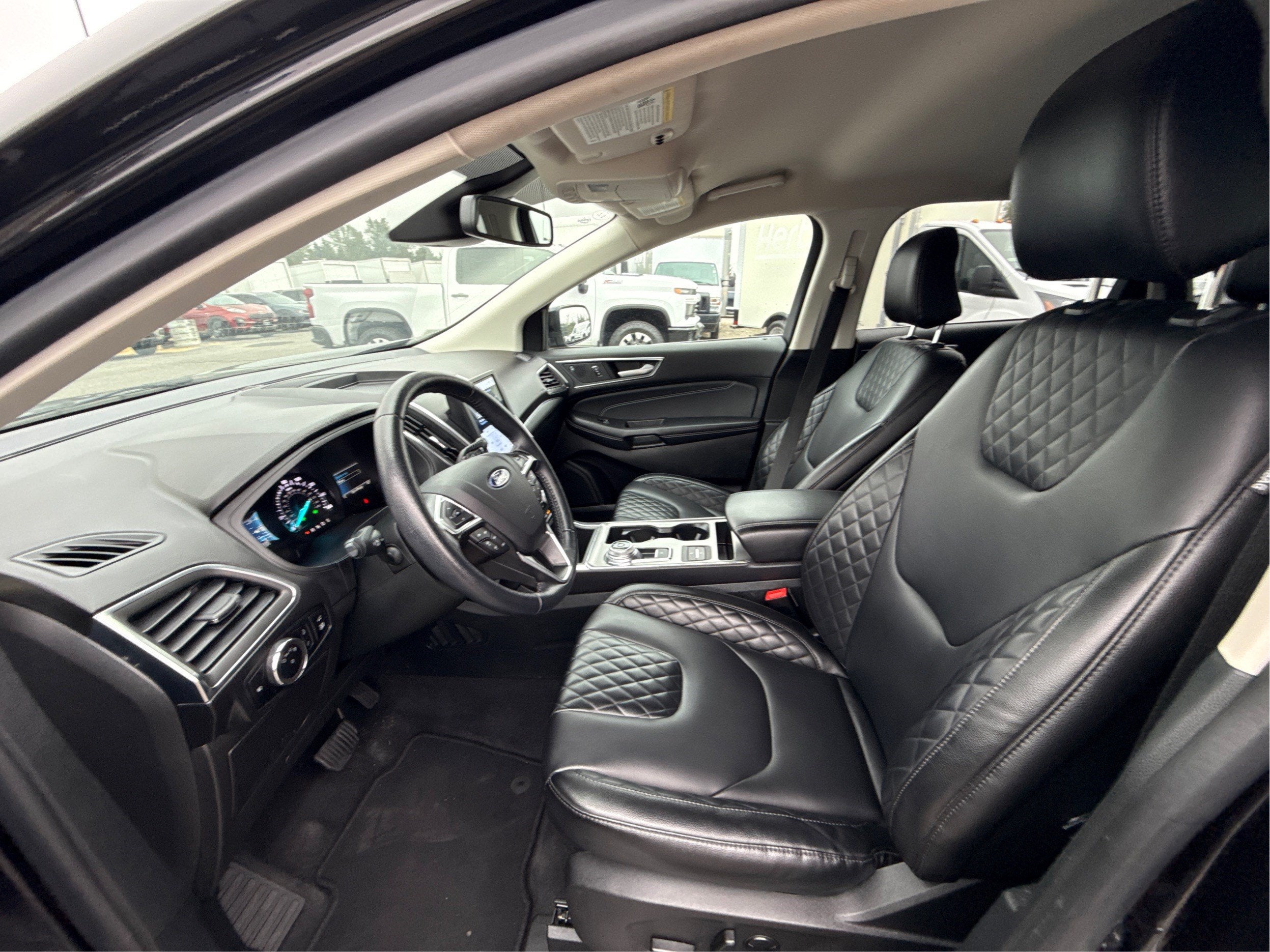 2024 Ford Edge Titanium