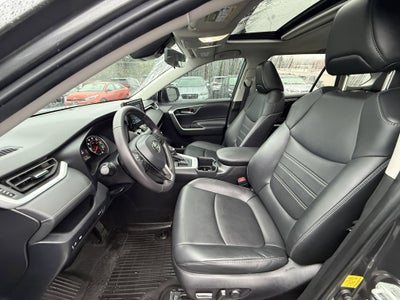 2022 Toyota RAV4 XLE Premium