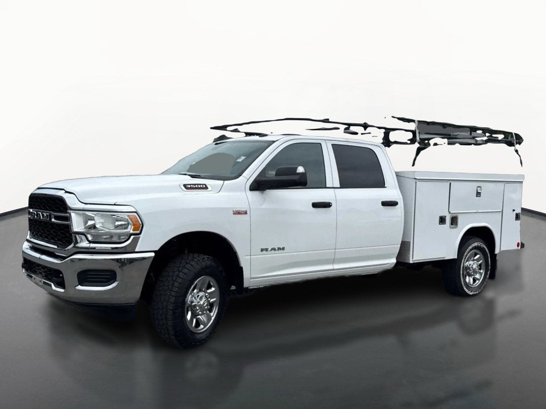 2022 RAM 3500 Tradesman Crew Cab 4x4 8' Box