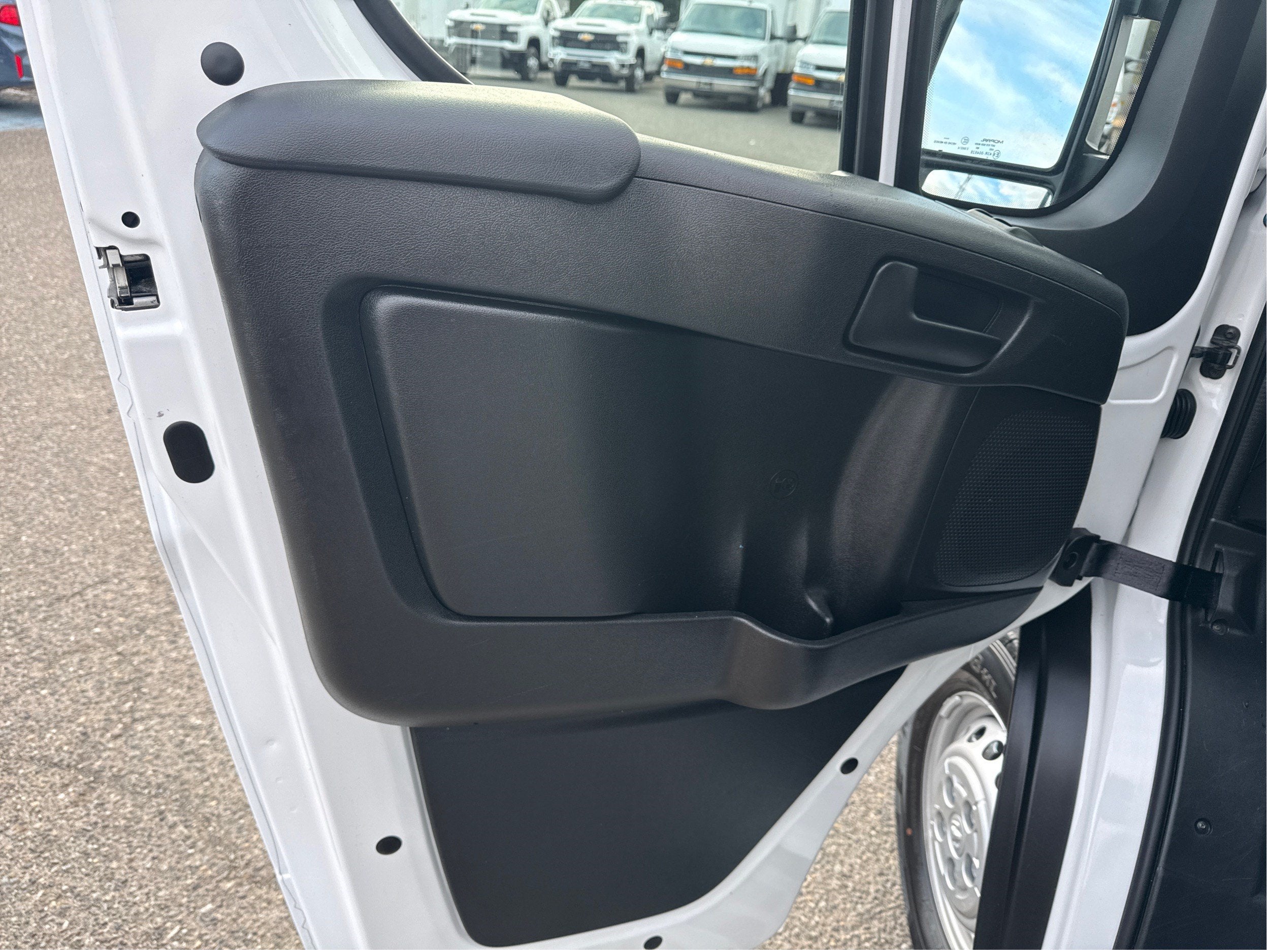 2025 RAM ProMaster Cargo Van Tradesman