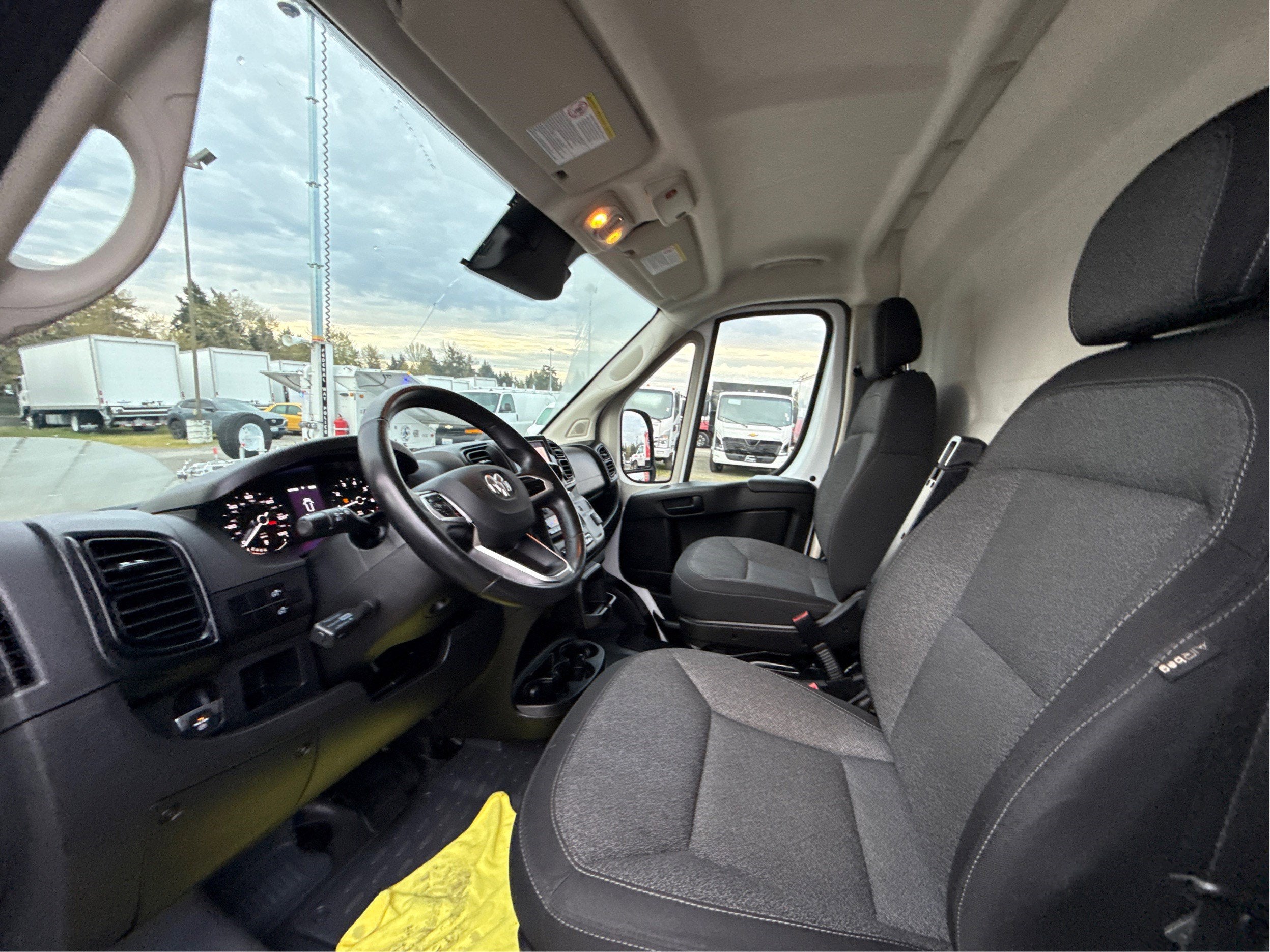 2022 RAM ProMaster Cargo Van 2500 LOW 136"