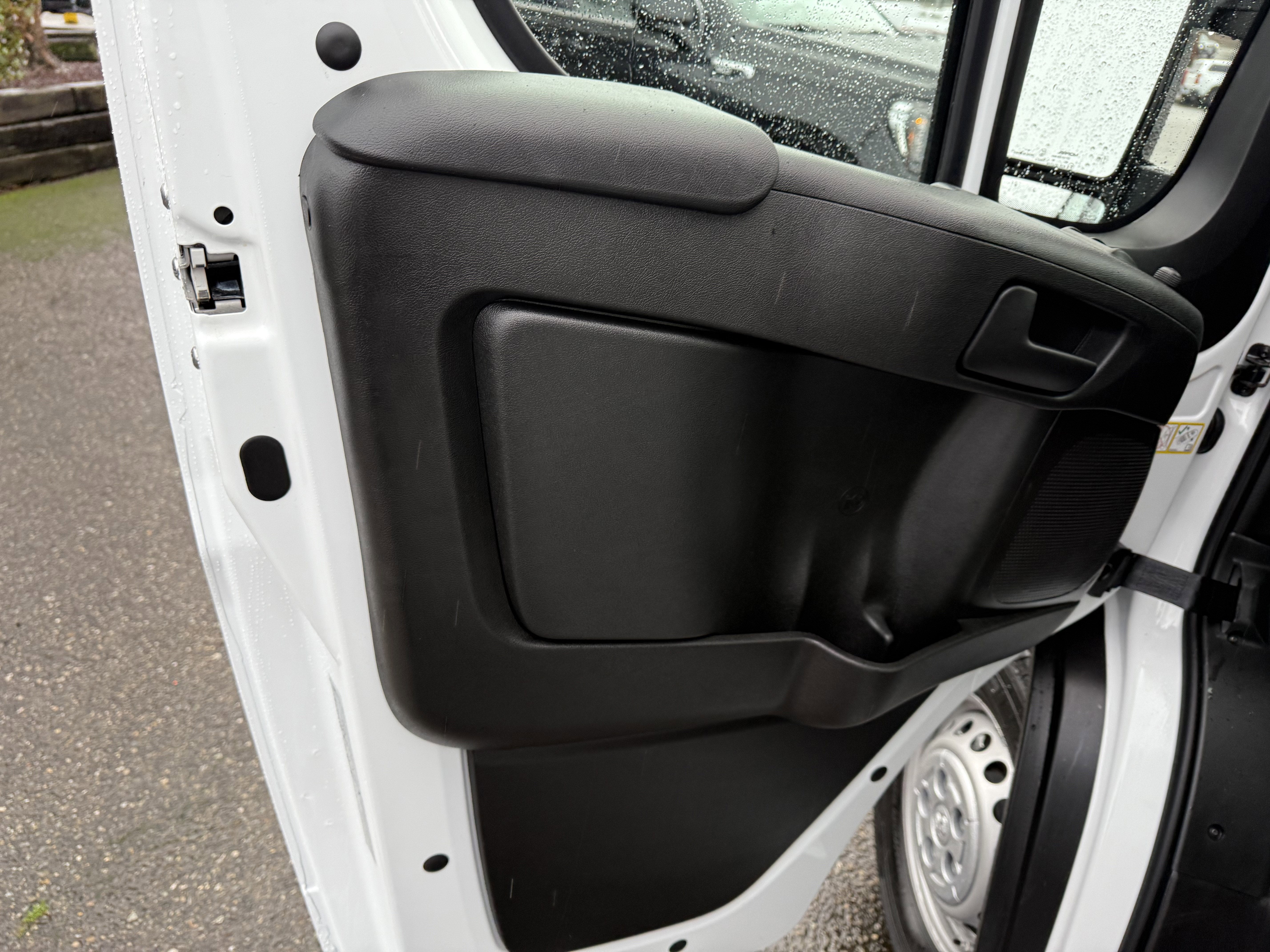 2024 RAM ProMaster 2500 Cargo Van Tradesman Low Roof 136" WB w/Pass Seat