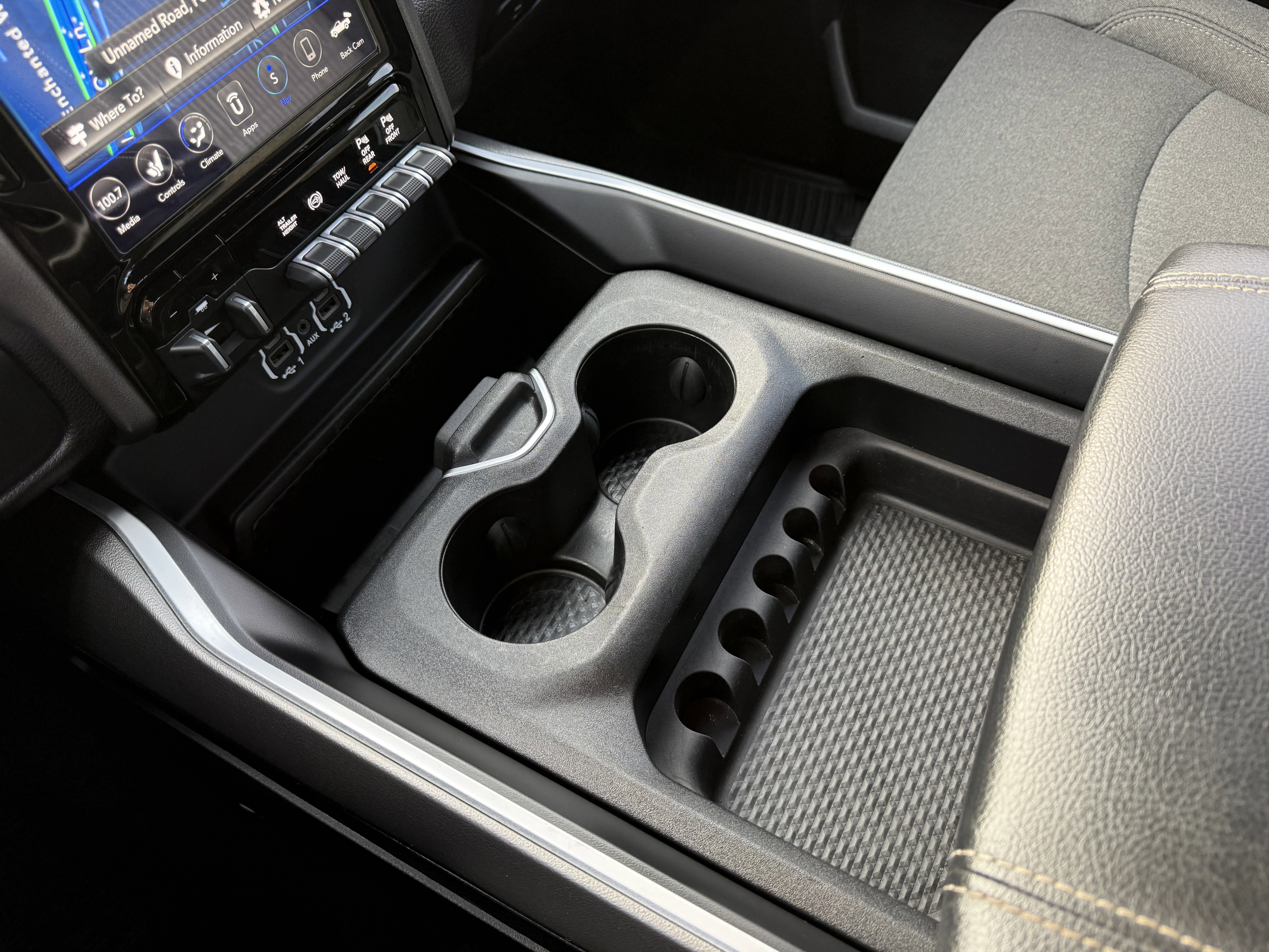 2020 RAM 2500 Big Horn Crew Cab 4X4 6'4" Box