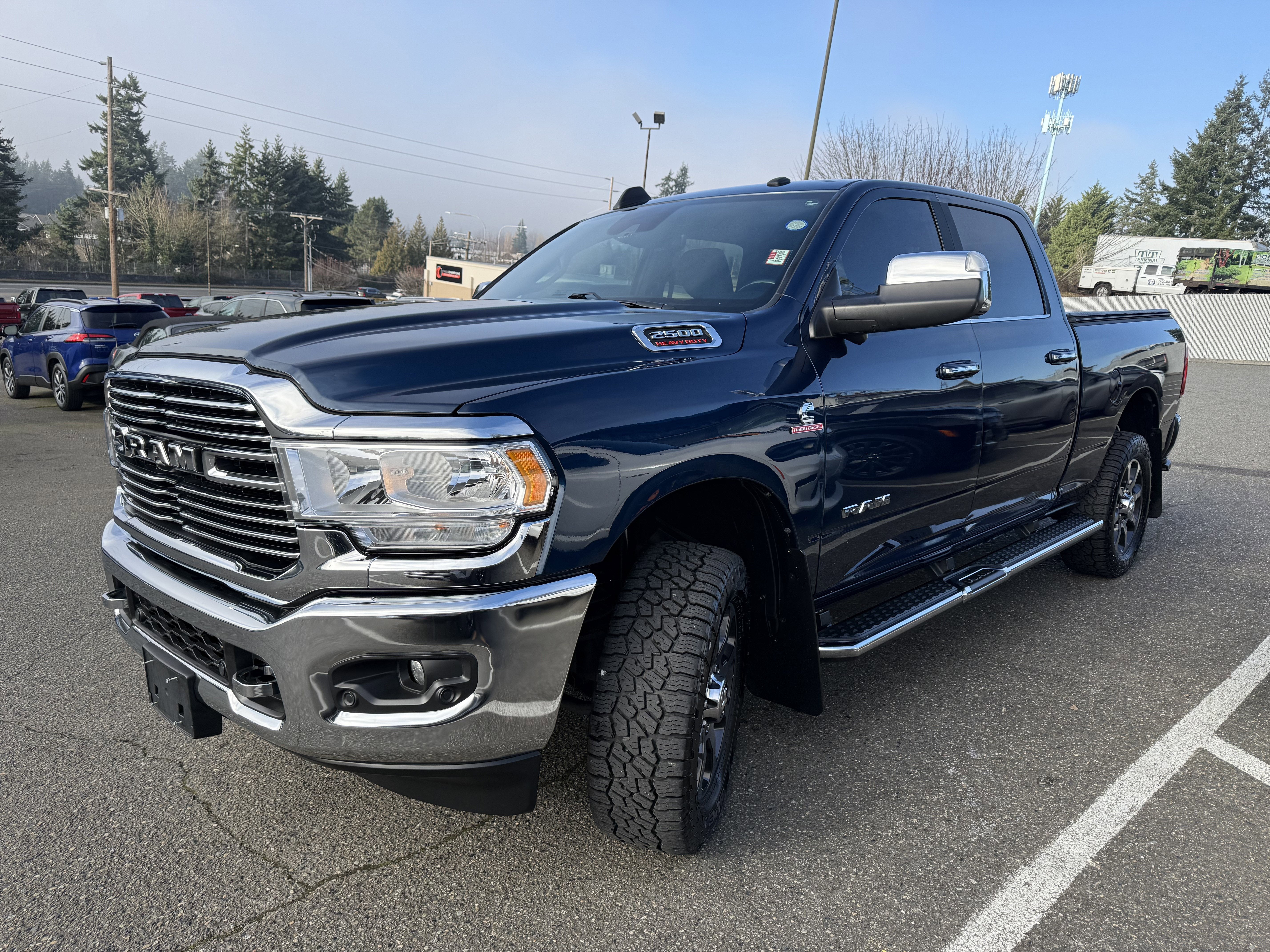 2020 RAM 2500 Big Horn Crew Cab 4X4 6'4" Box