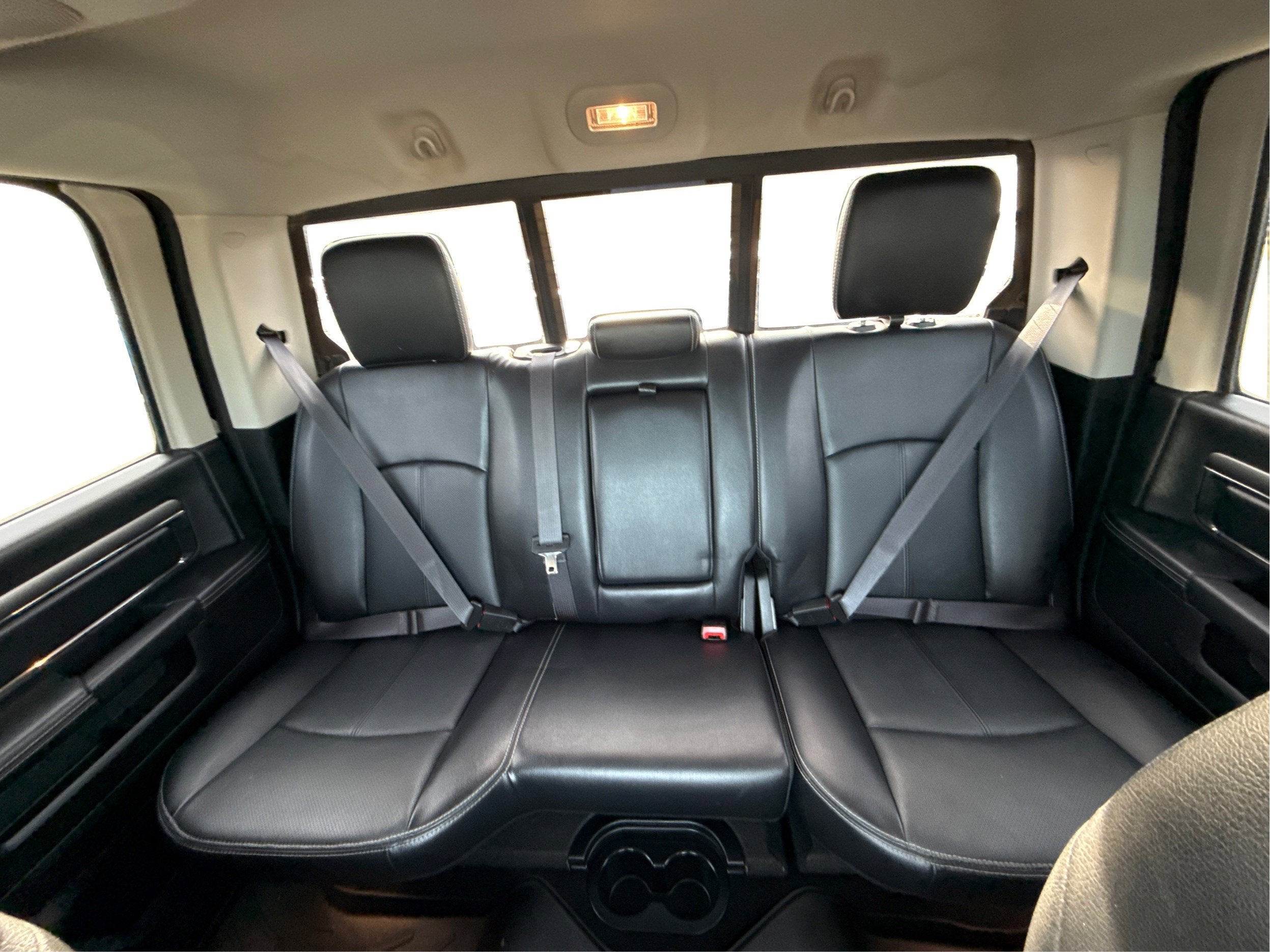 2018 RAM 2500 Laramie Crew Cab 4x4 6'4" Box
