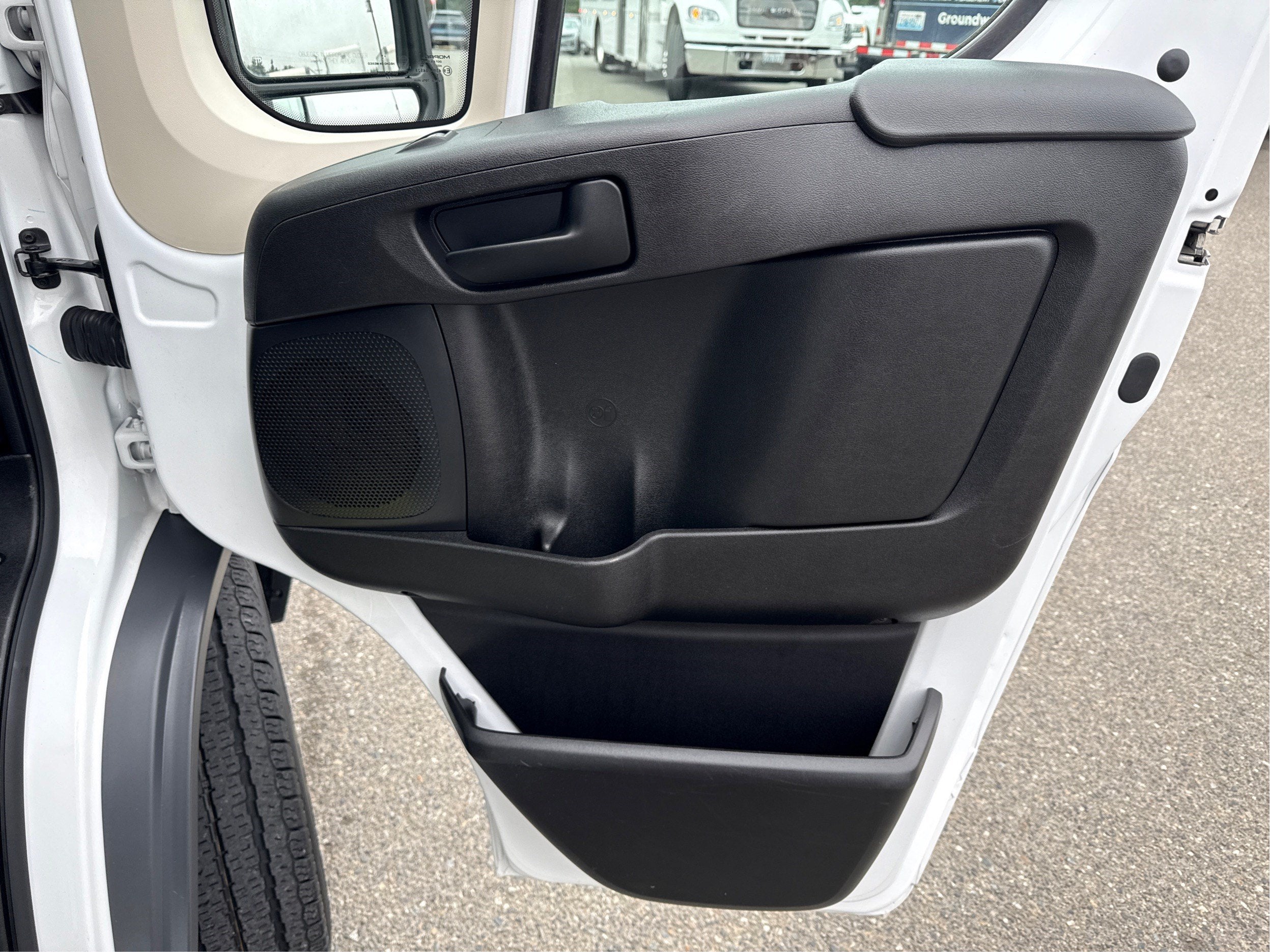 2017 RAM ProMaster Chassis Cab 3500 159" WB 104"