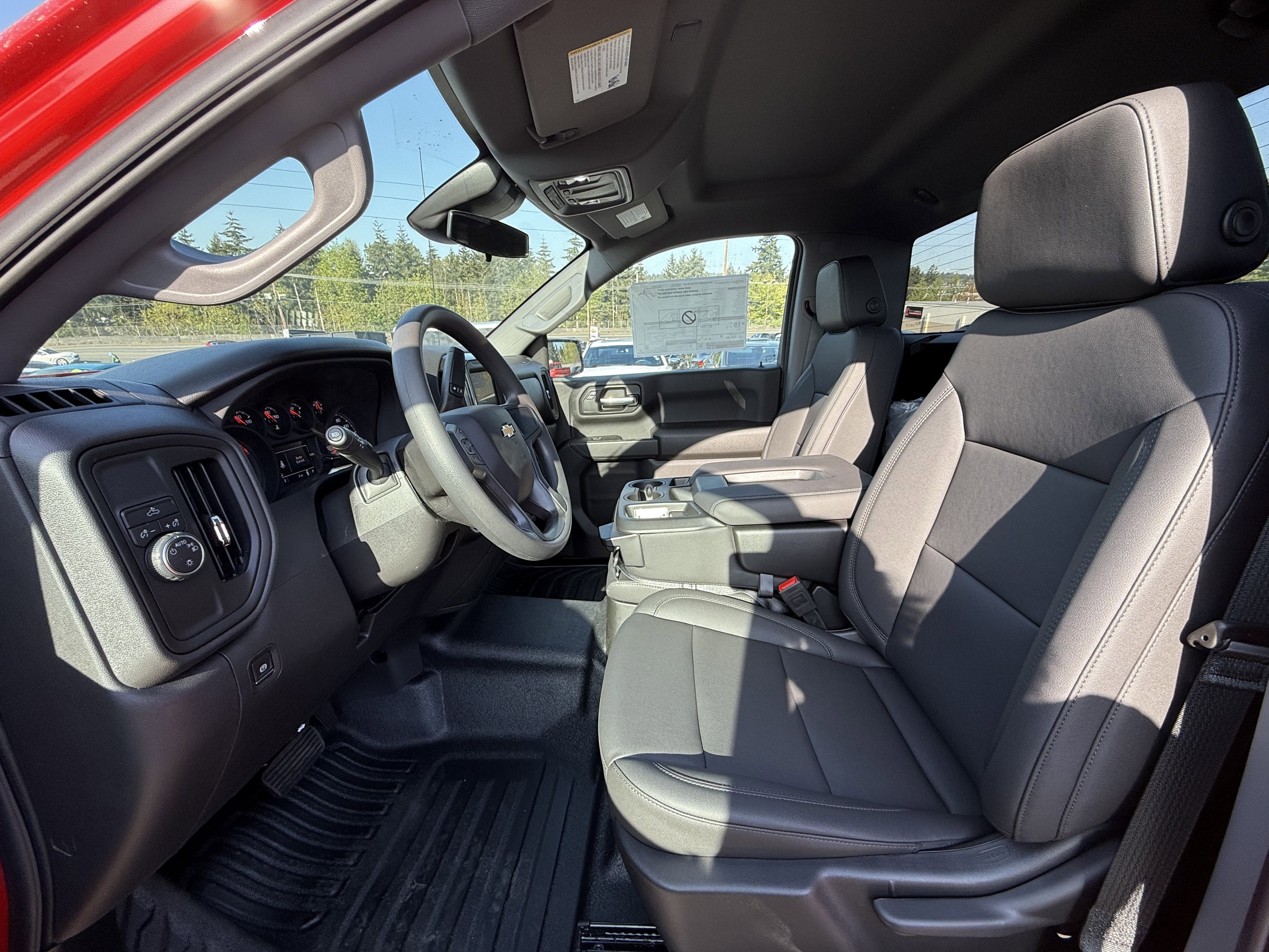 2025 Chevrolet Silverado 1500 WT