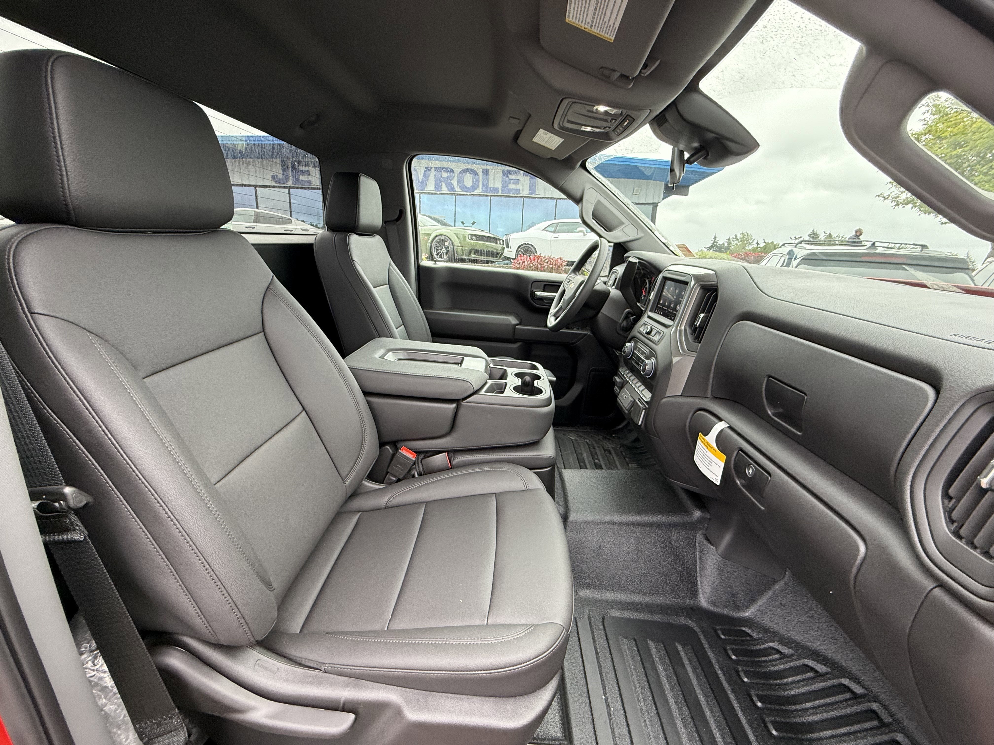 2025 Chevrolet Silverado 1500 WT