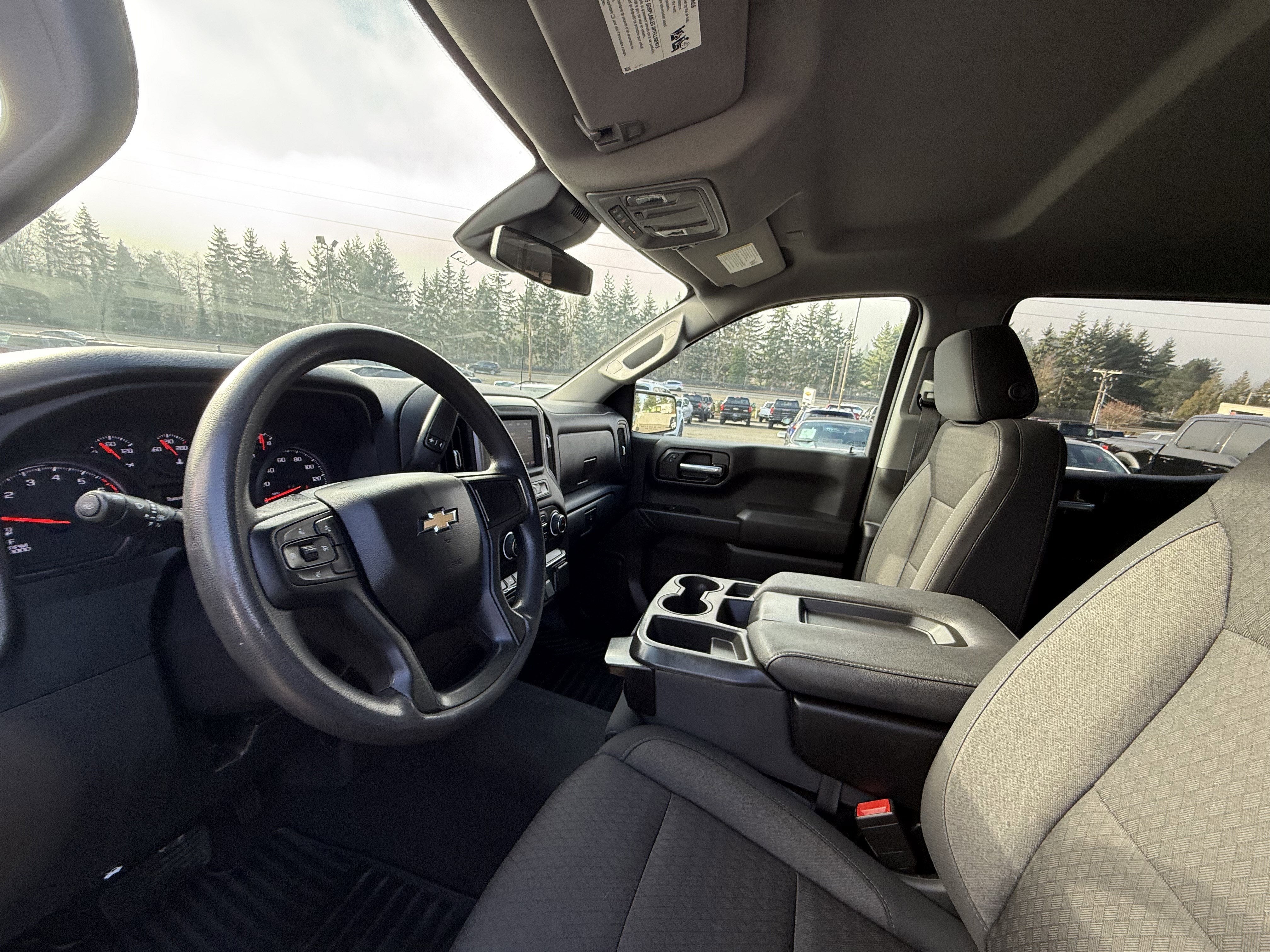 2022 Chevrolet Silverado 1500 Custom