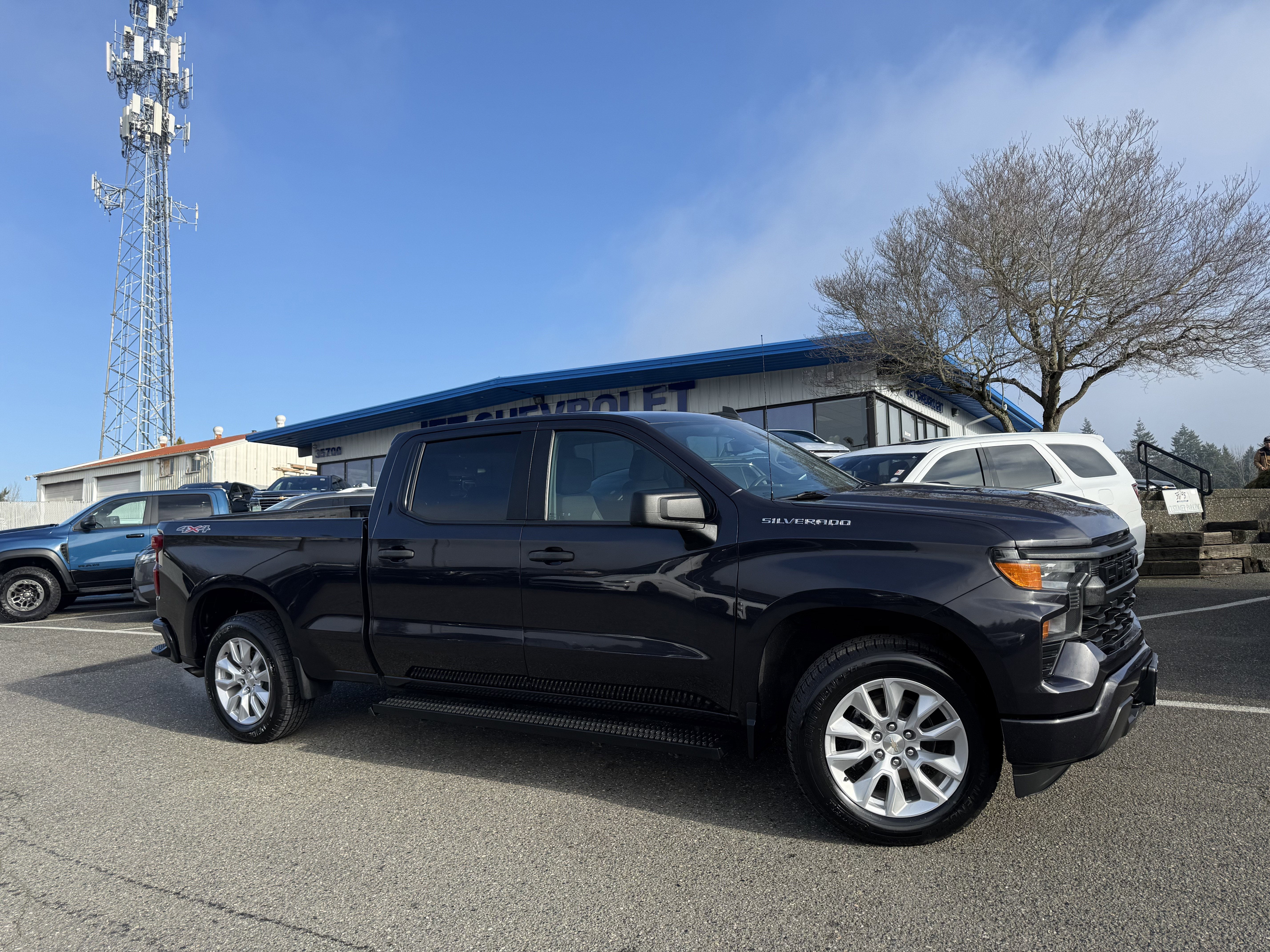2022 Chevrolet Silverado 1500 Custom