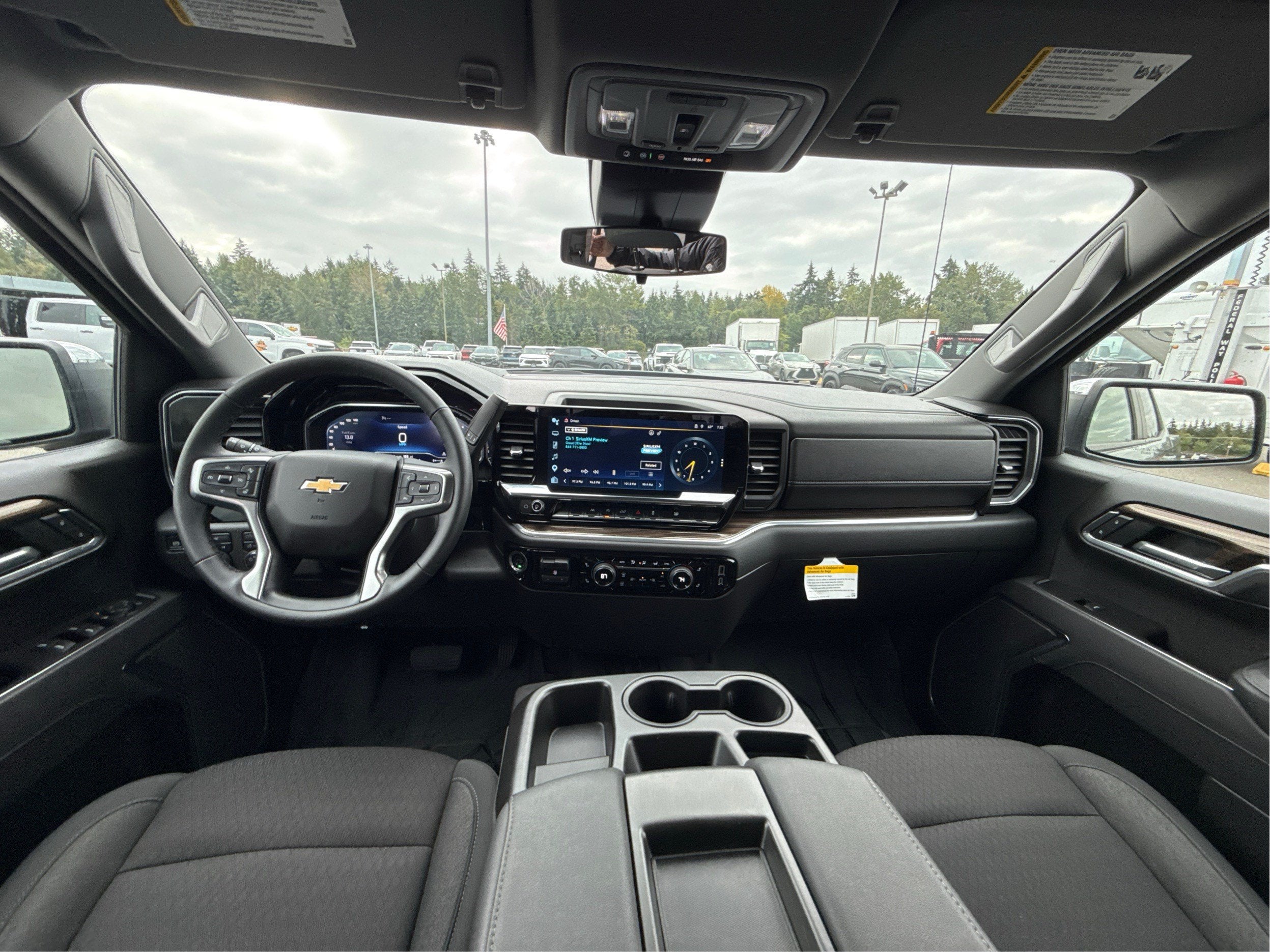 2025 Chevrolet Silverado 1500 LT