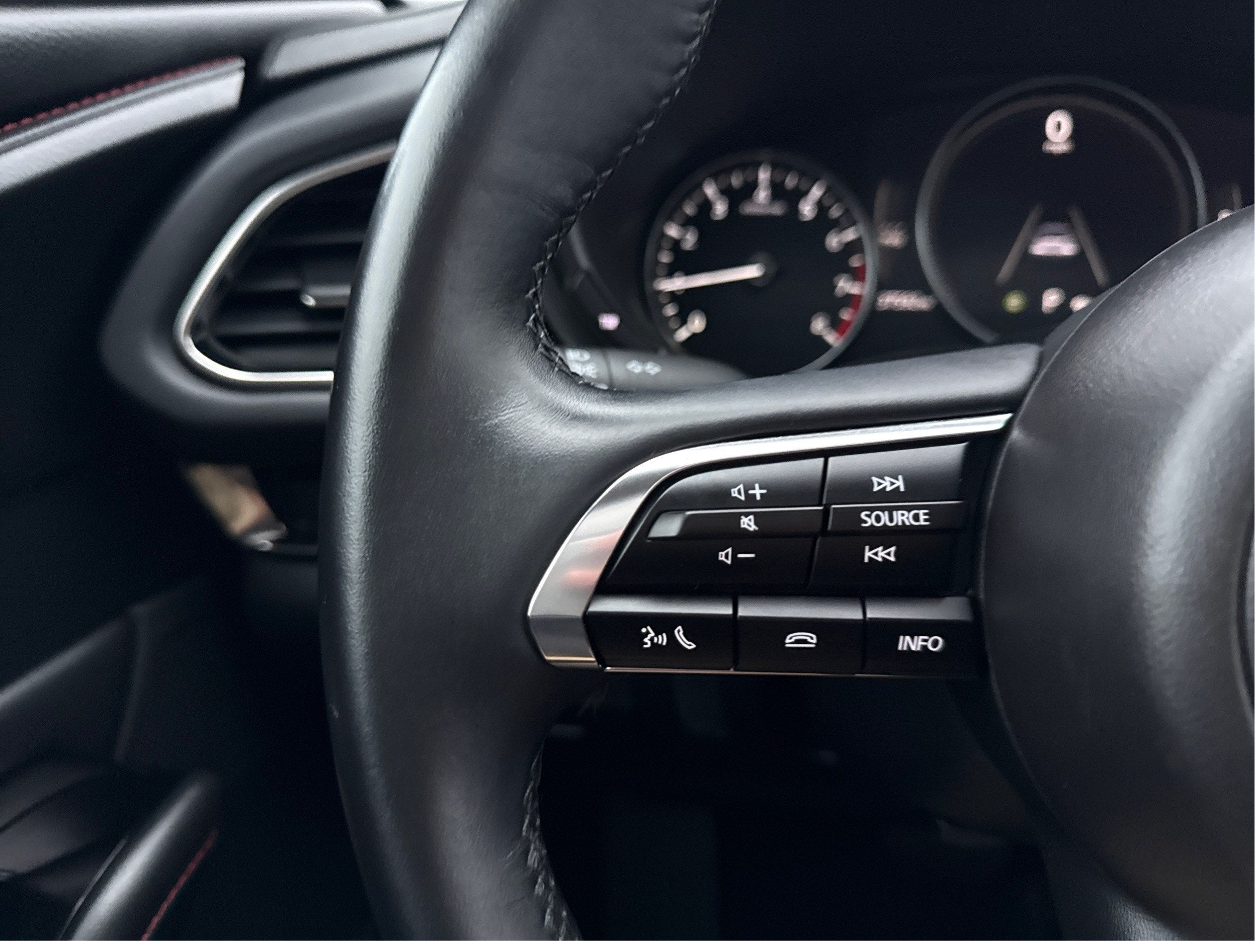 2025 Mazda Mazda CX-30 2.5 S Carbon Edition