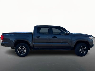 2016 Toyota Tacoma SR