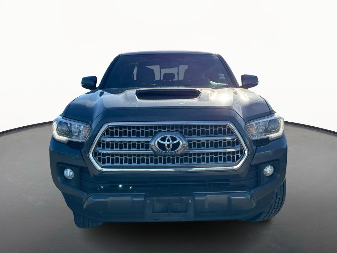 2016 Toyota Tacoma SR