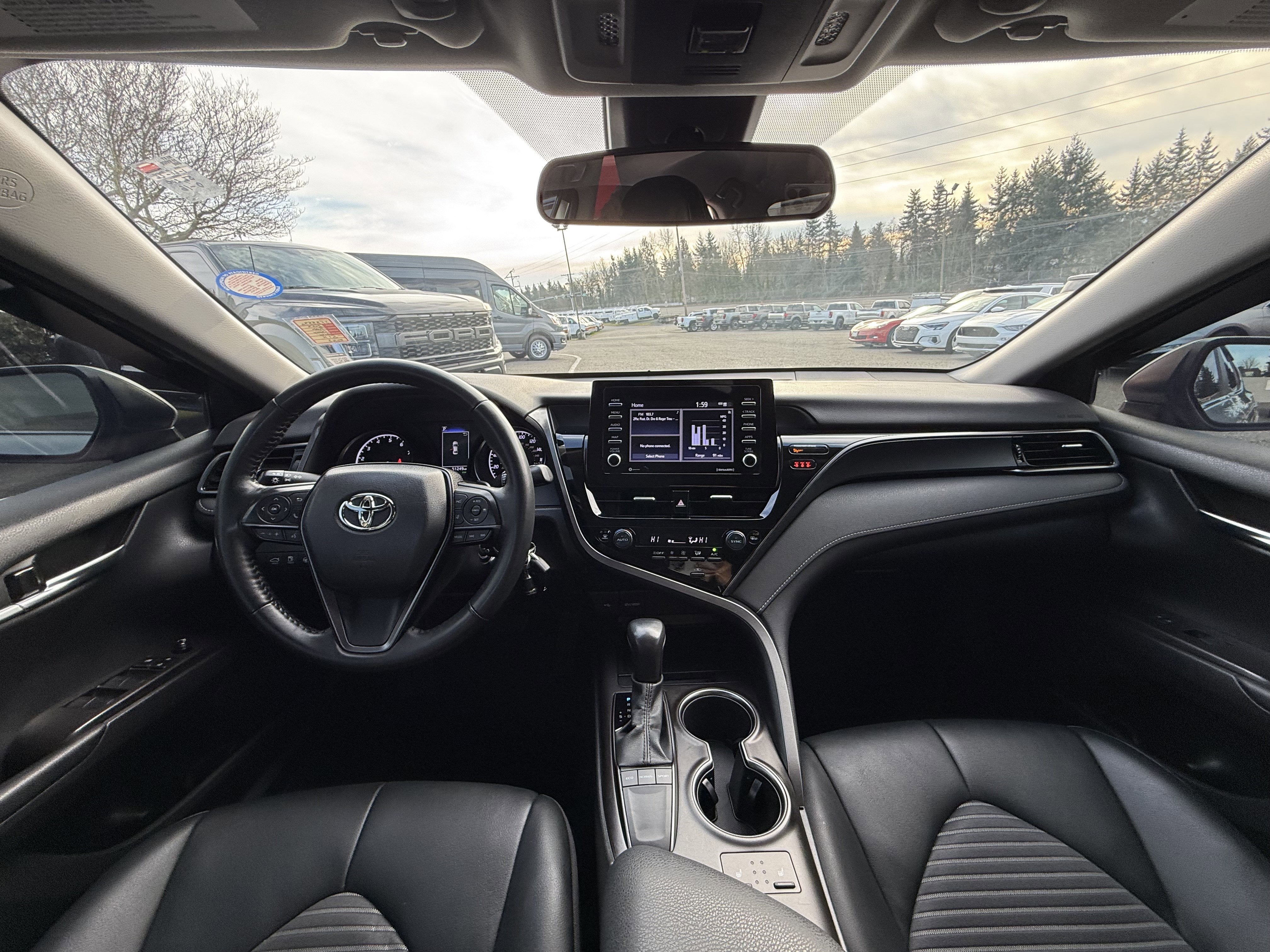 2023 Toyota Camry SE