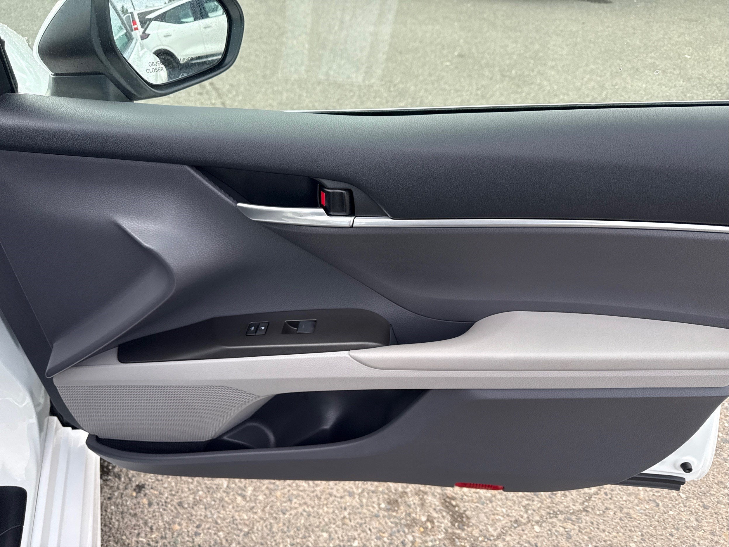 2023 Toyota Camry SE AWD