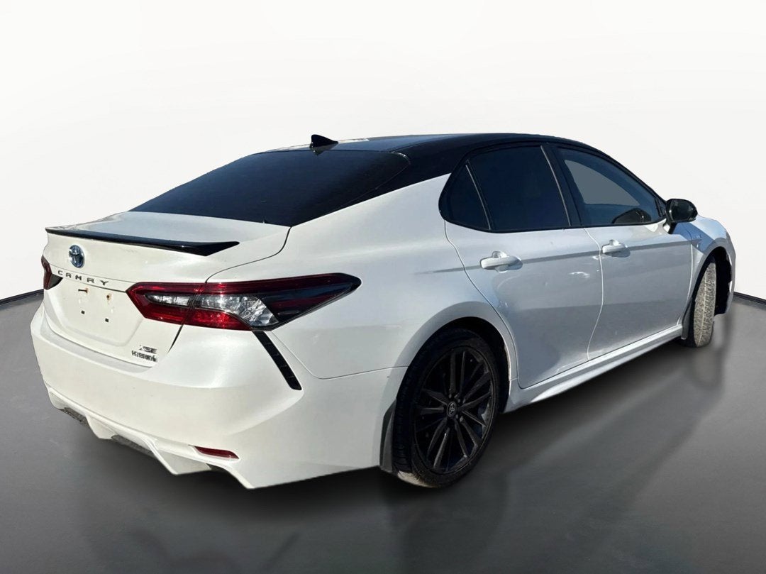 2021 Toyota Camry Hybrid XSE