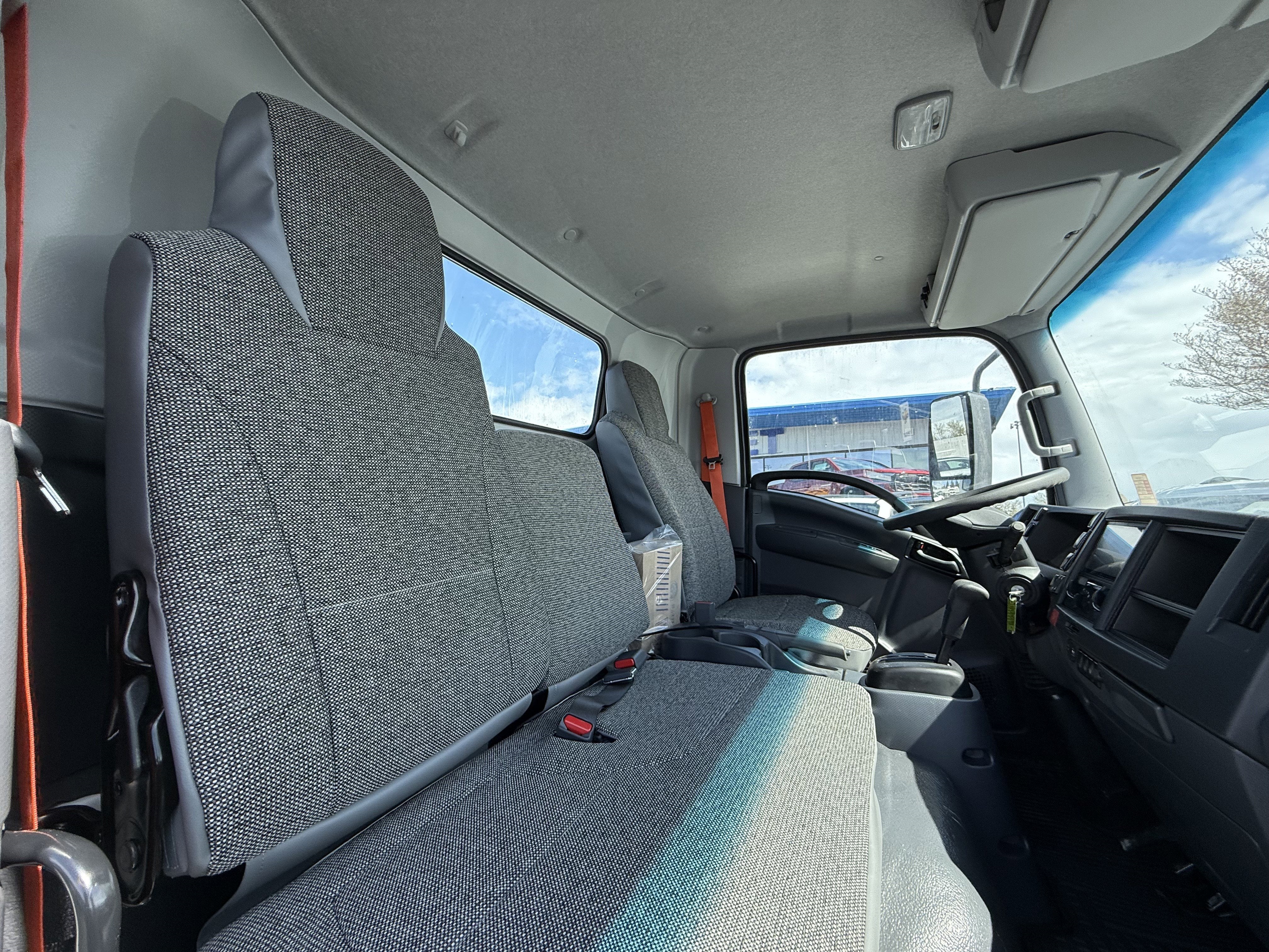 2025 Chevrolet Low Cab Forward 3500 Base