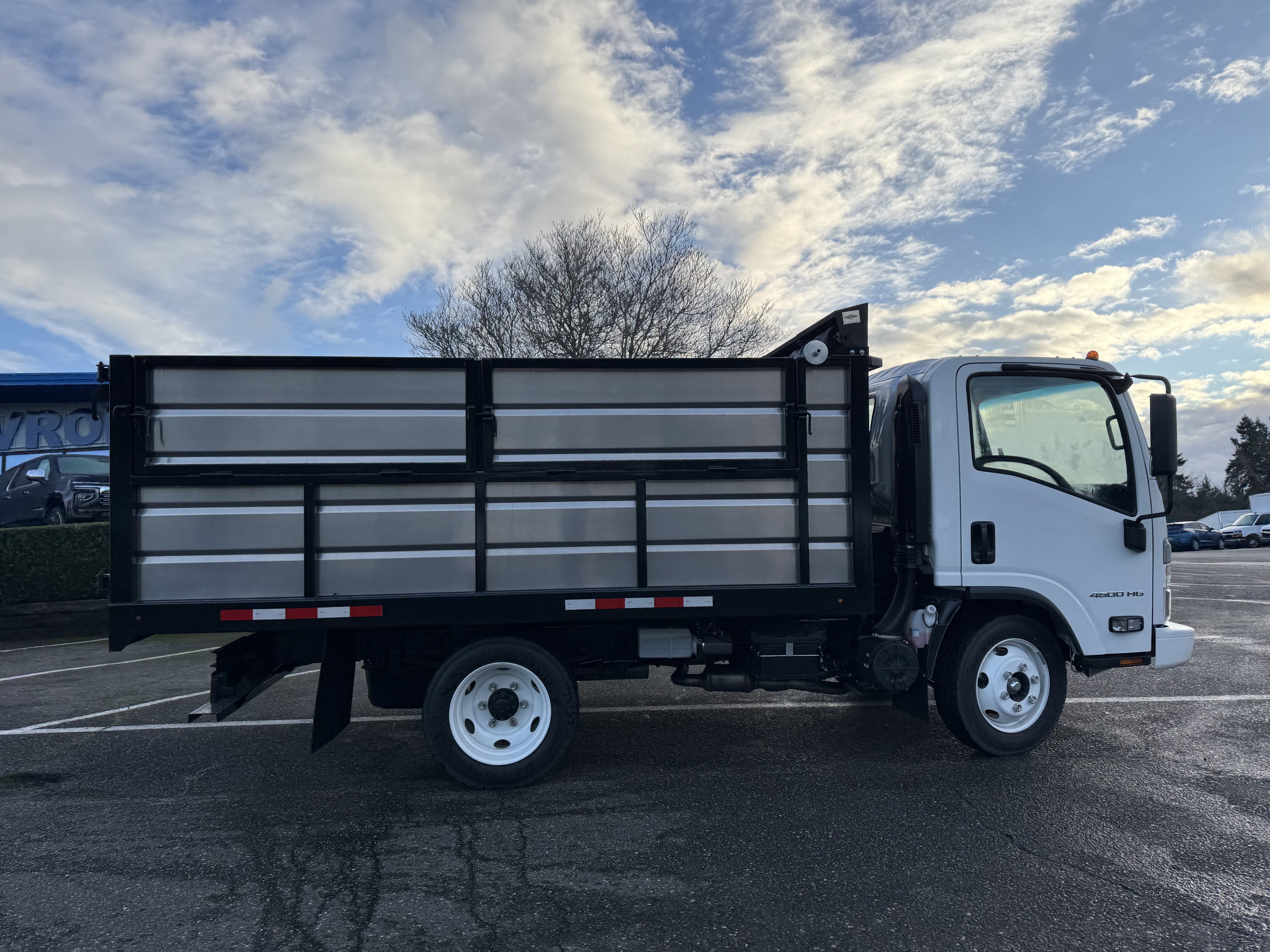 2025 Chevrolet Low Cab Forward 4500 Base