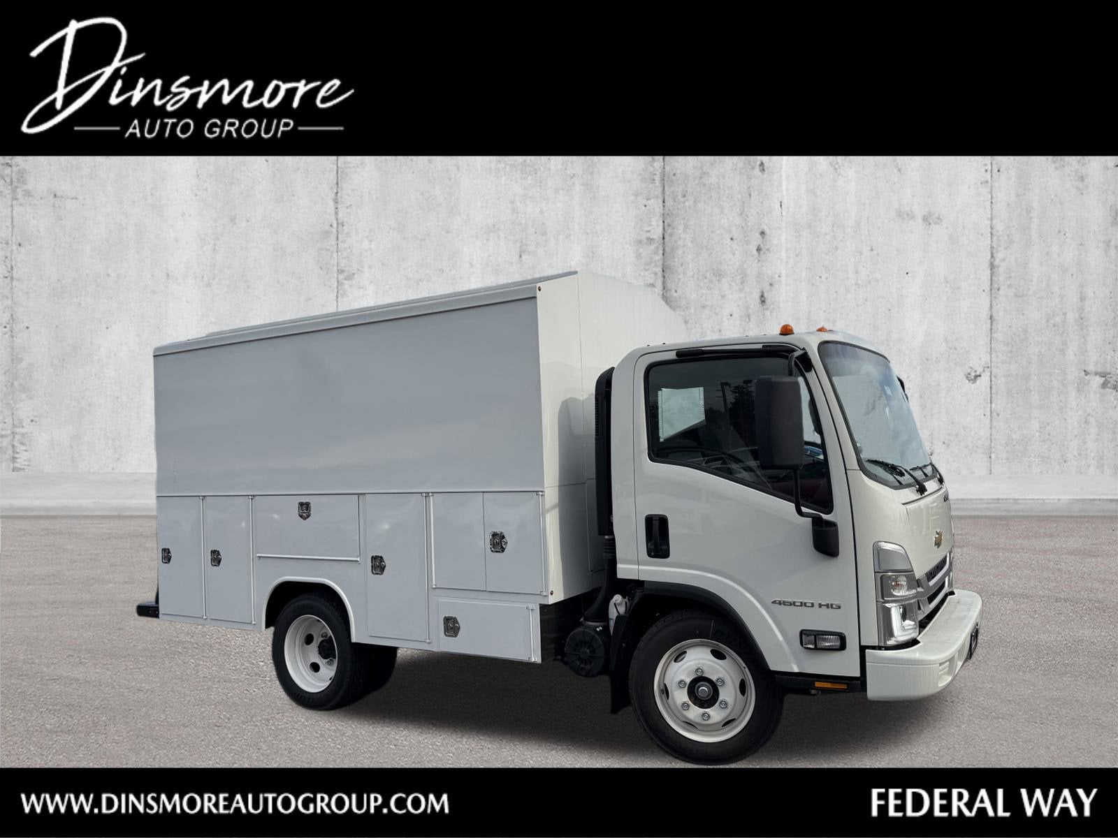 2025 Chevrolet Low Cab Forward 4500 Base