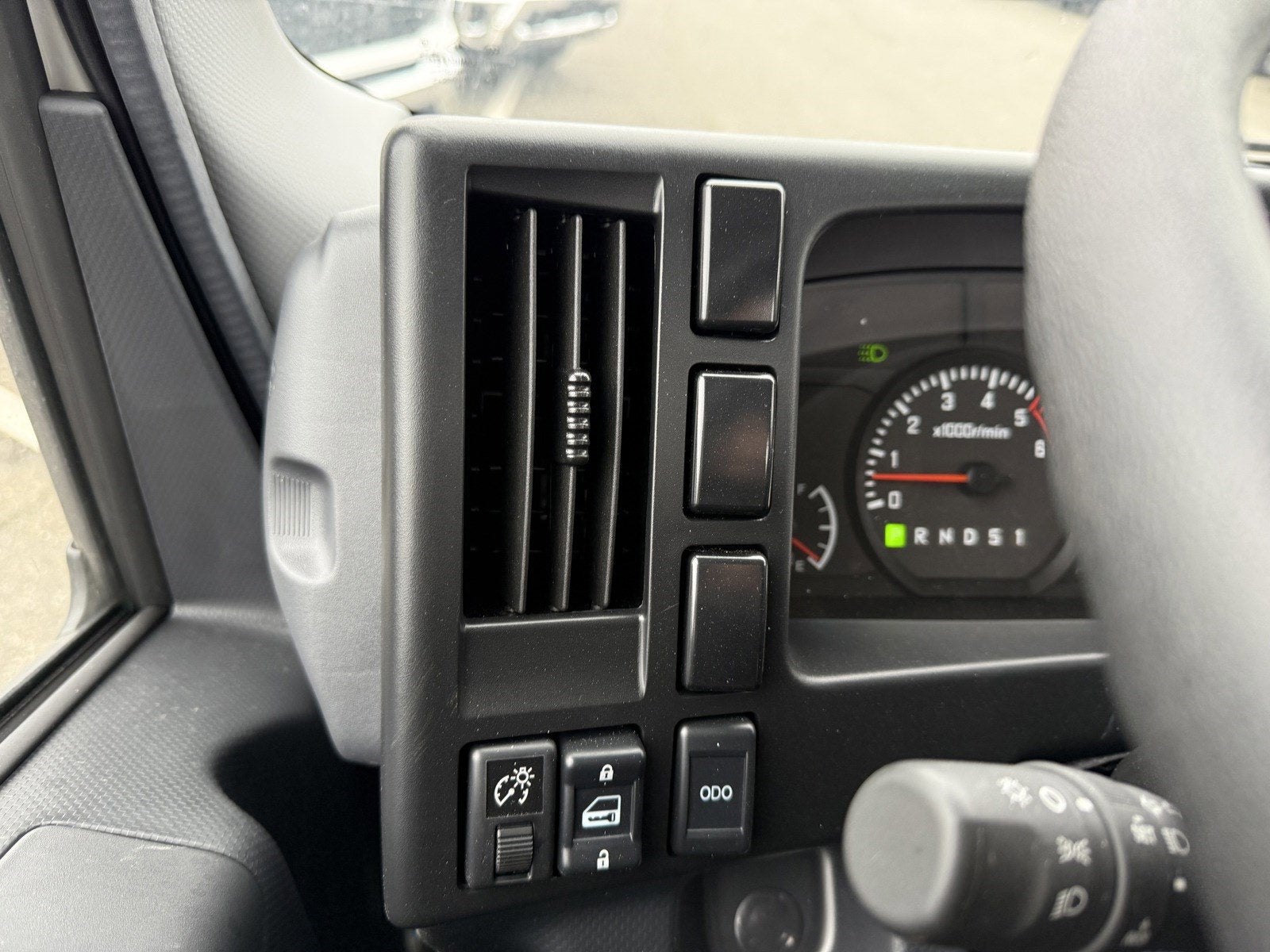 2025 Chevrolet Low Cab Forward 4500 Base