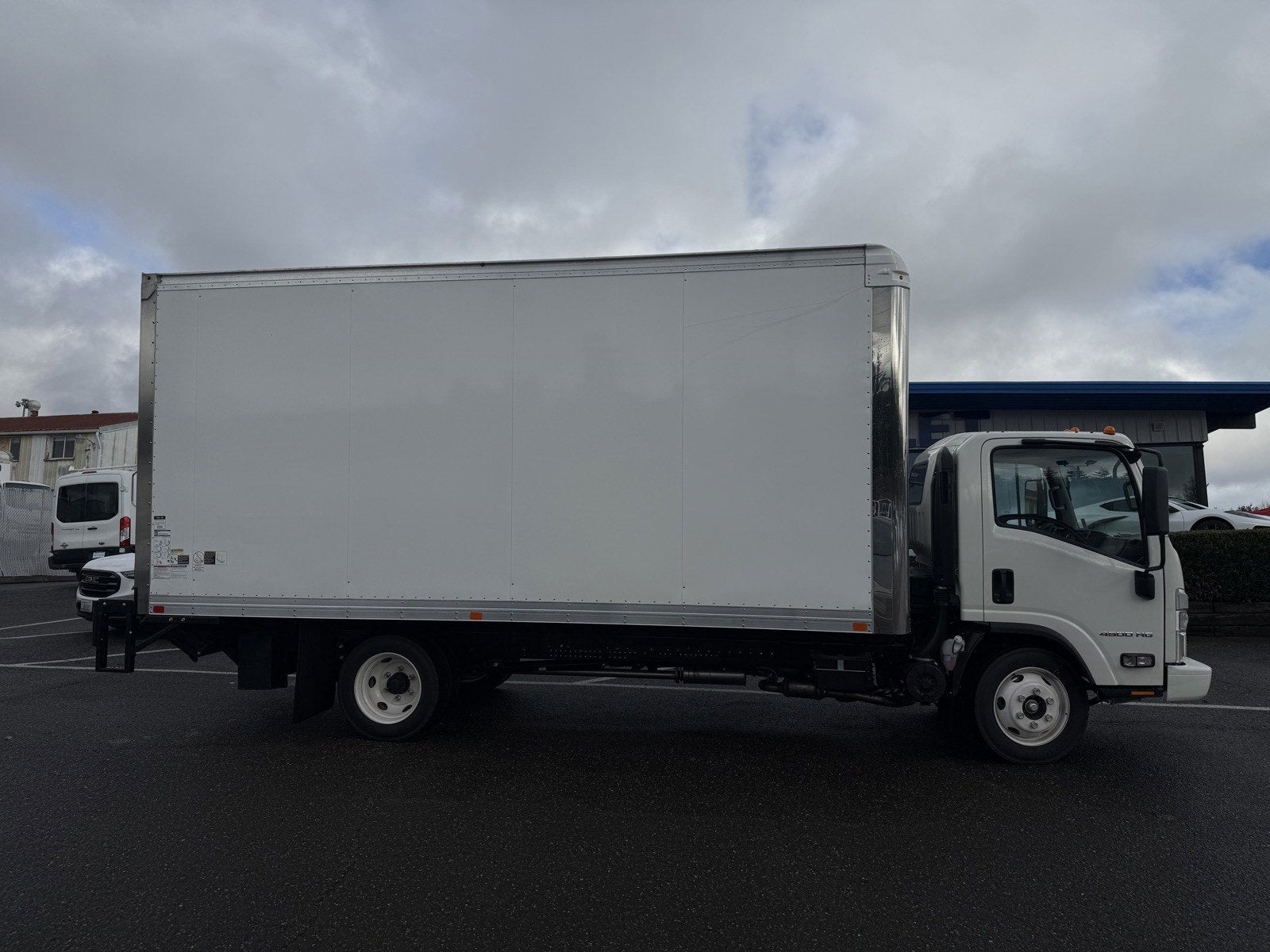 2025 Chevrolet Low Cab Forward 4500 Base
