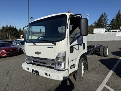 2025 Chevrolet Low Cab Forward 4500 Base