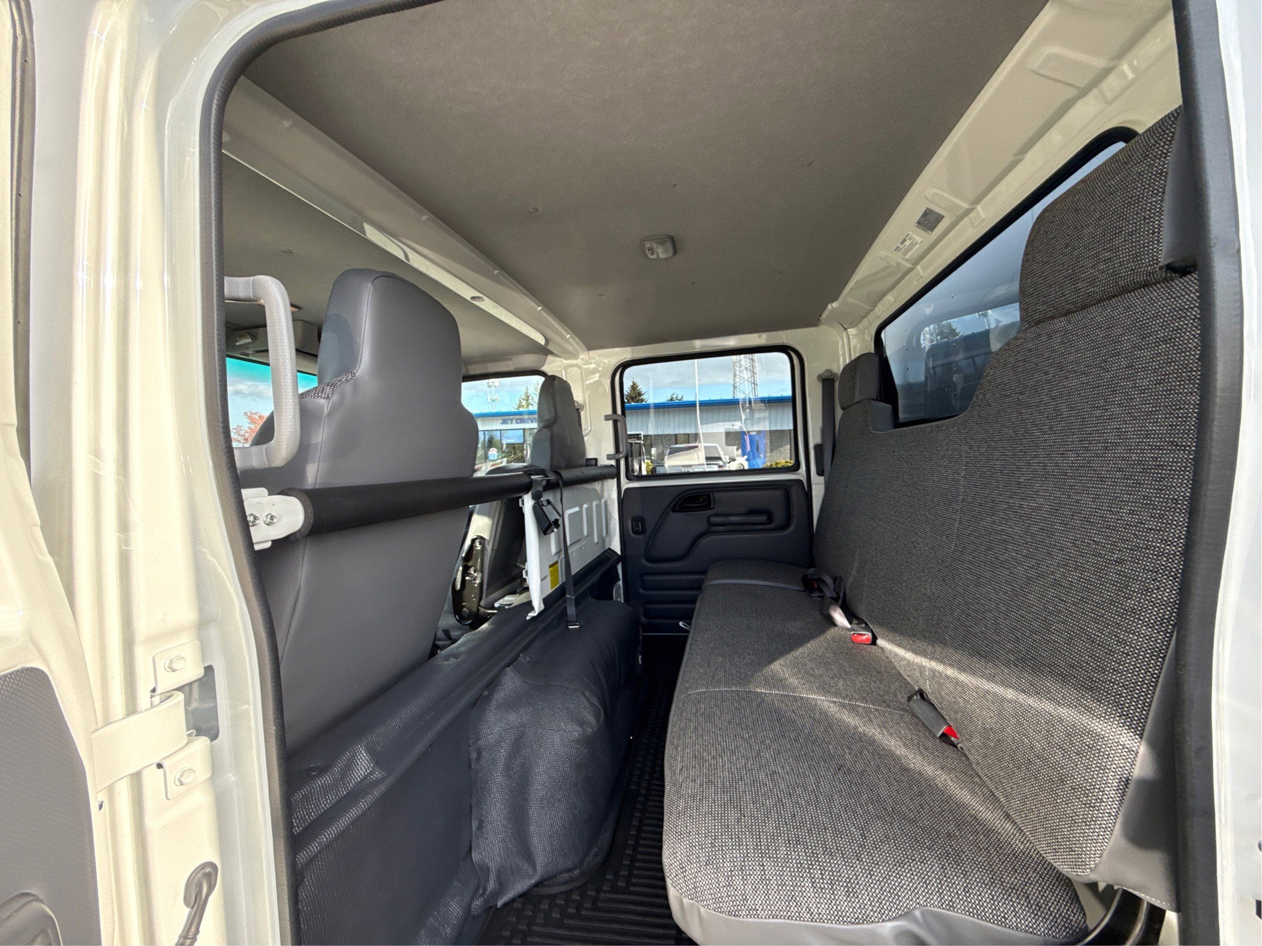 2024 Chevrolet Low Cab Forward 5500 XG 1WT