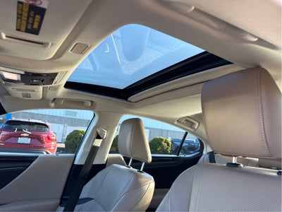 2020 Lexus ES ES 300h