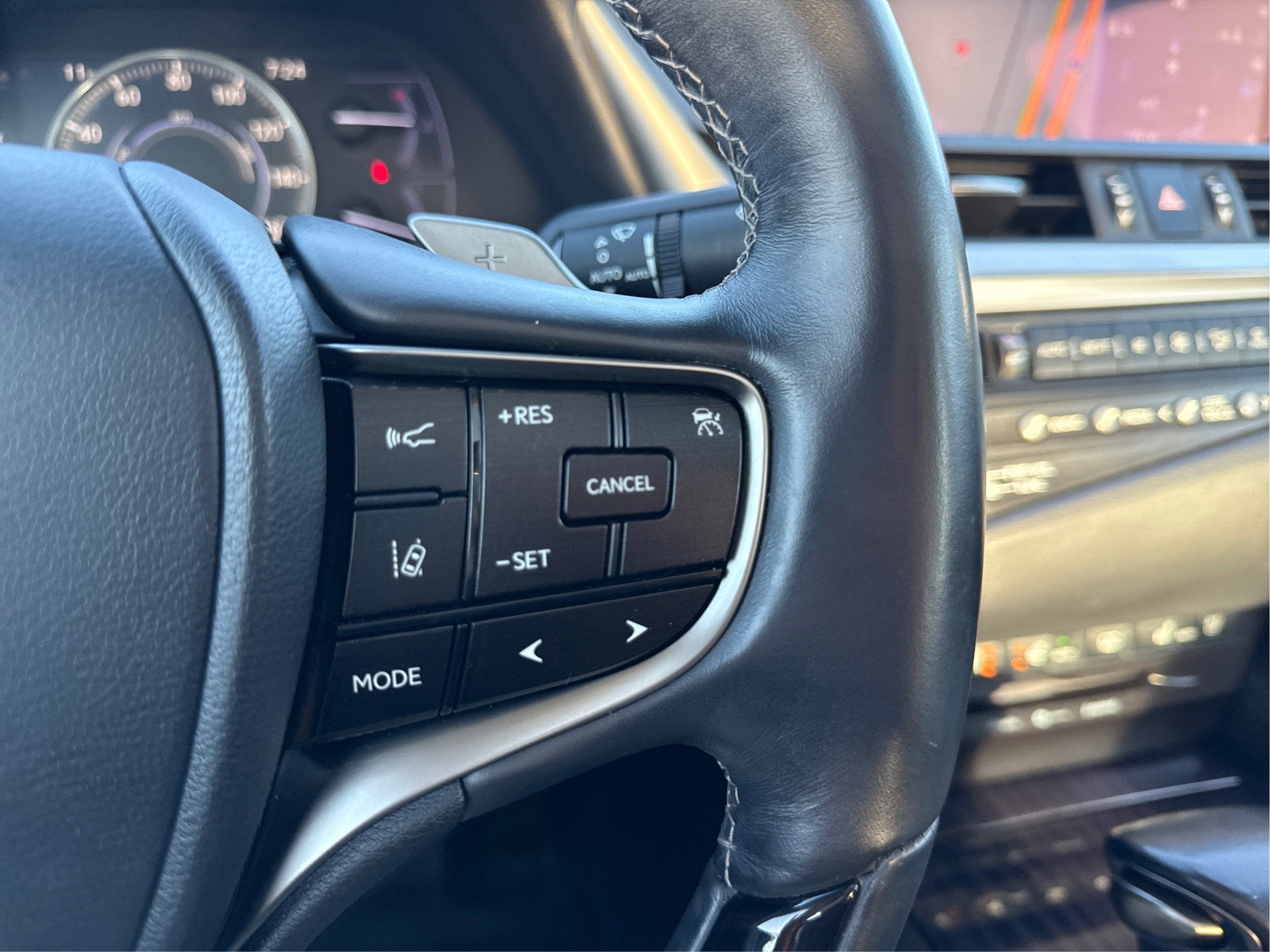 2020 Lexus ES ES 300h