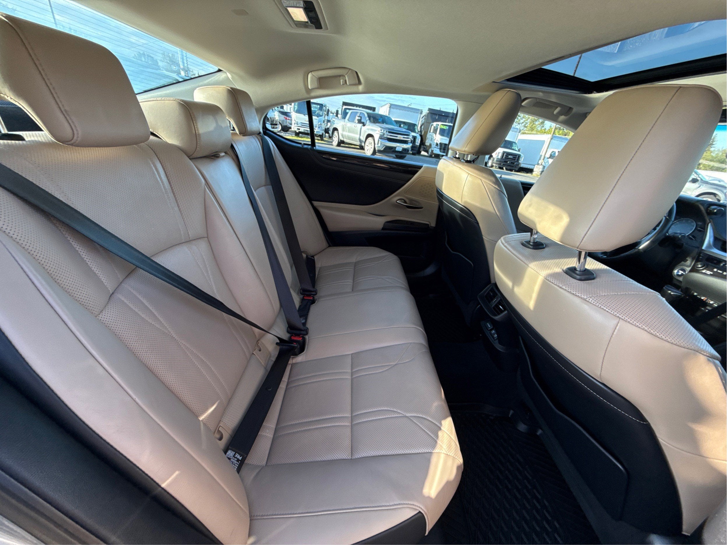 2020 Lexus ES ES 300h
