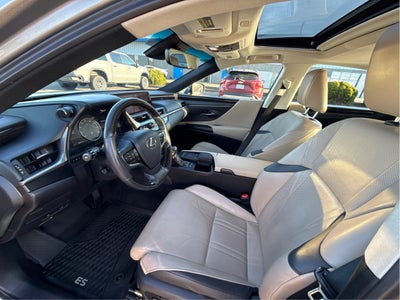 2020 Lexus ES ES 300h