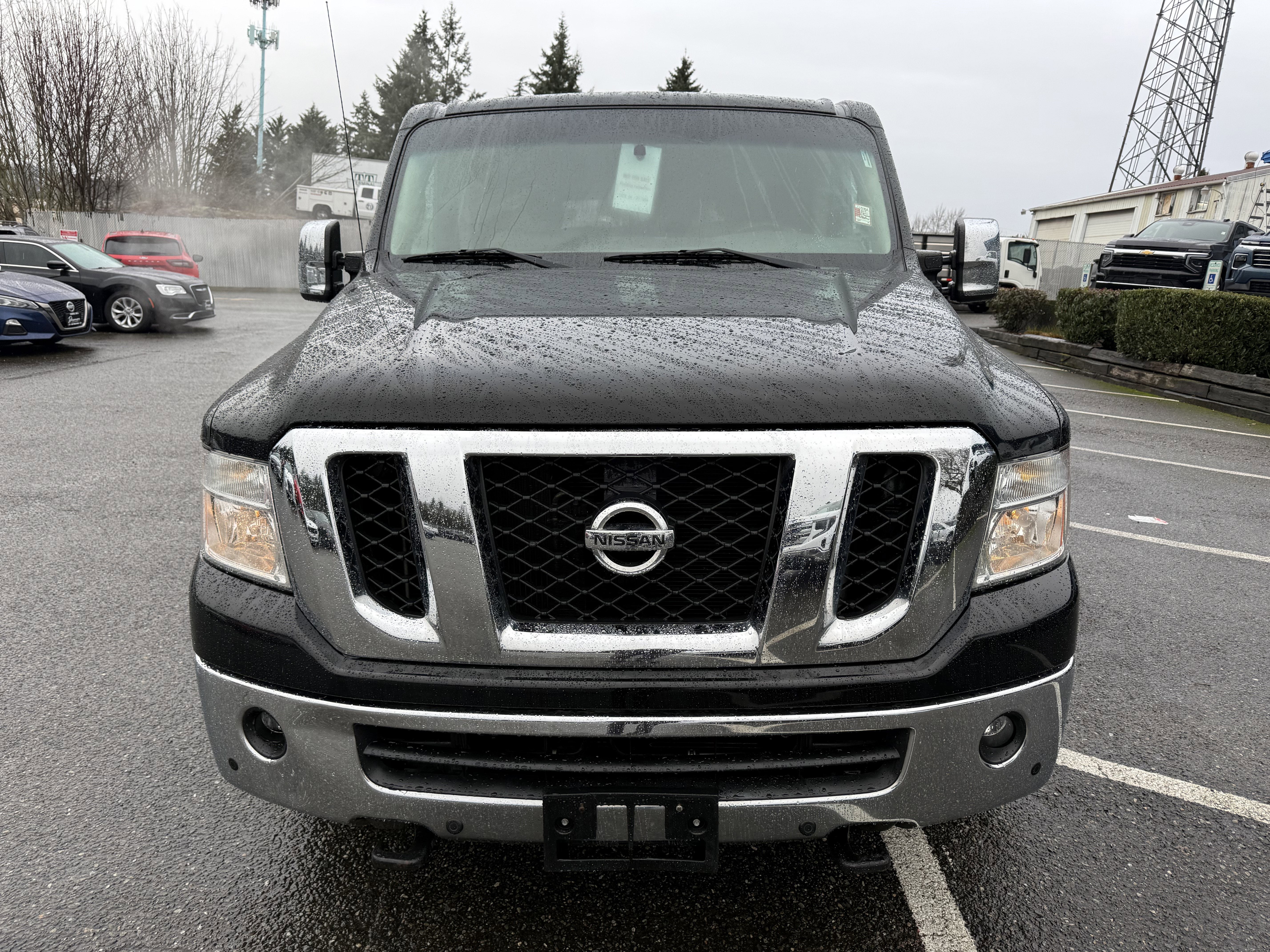 2015 Nissan NV Passenger NV3500 HD SL V8
