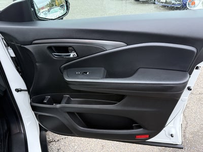 2022 Honda Pilot AWD Black Edition