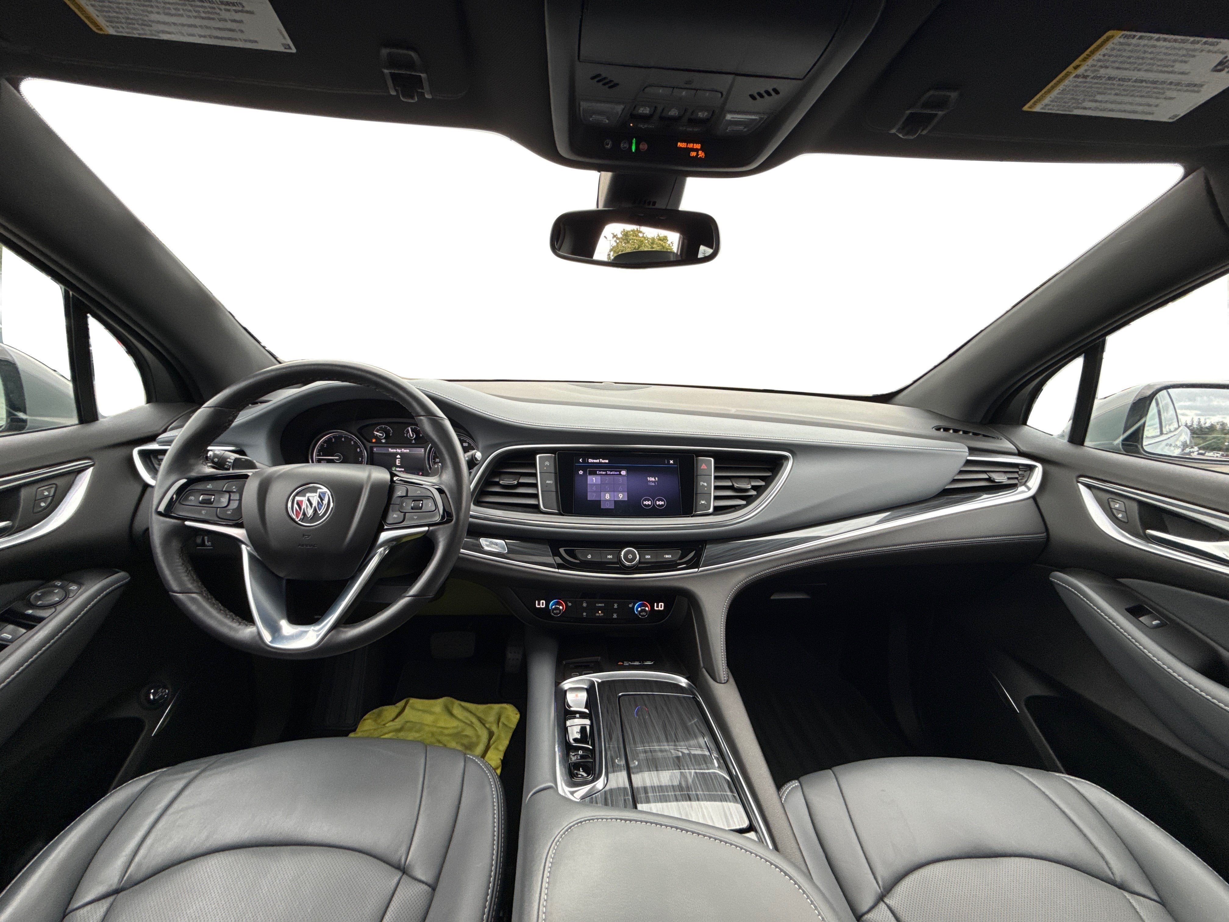 2023 Buick Enclave Essence