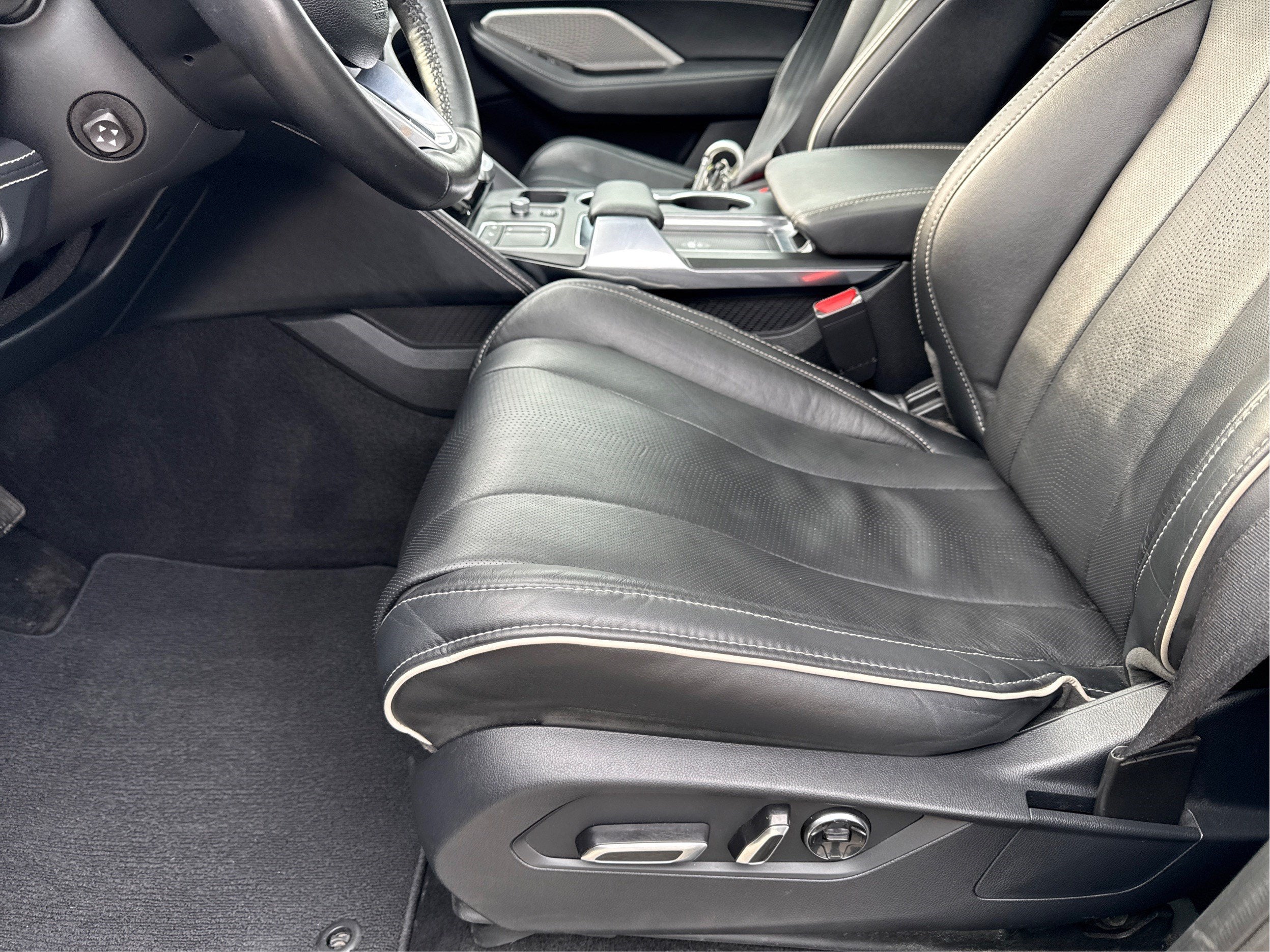 2023 Acura MDX w/Advance Package