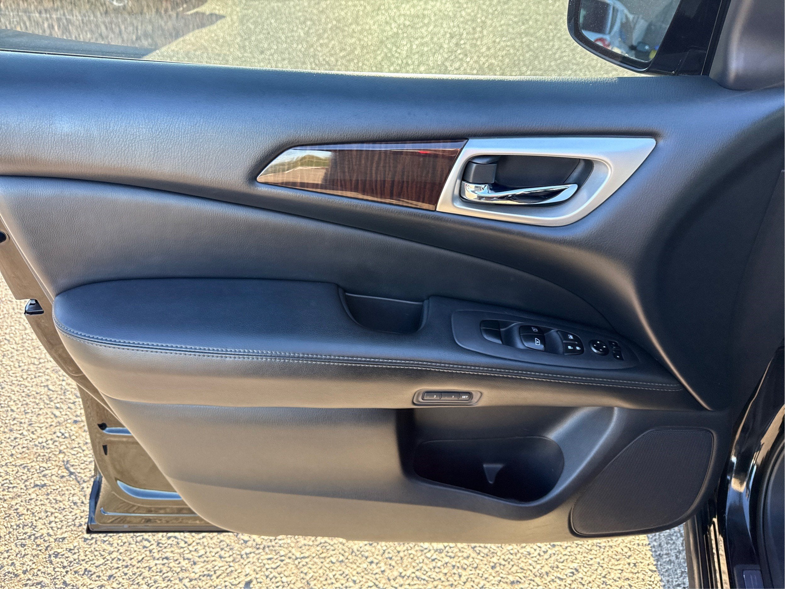 2014 Nissan Pathfinder SL