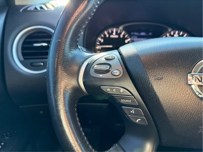 2014 Nissan Pathfinder SL