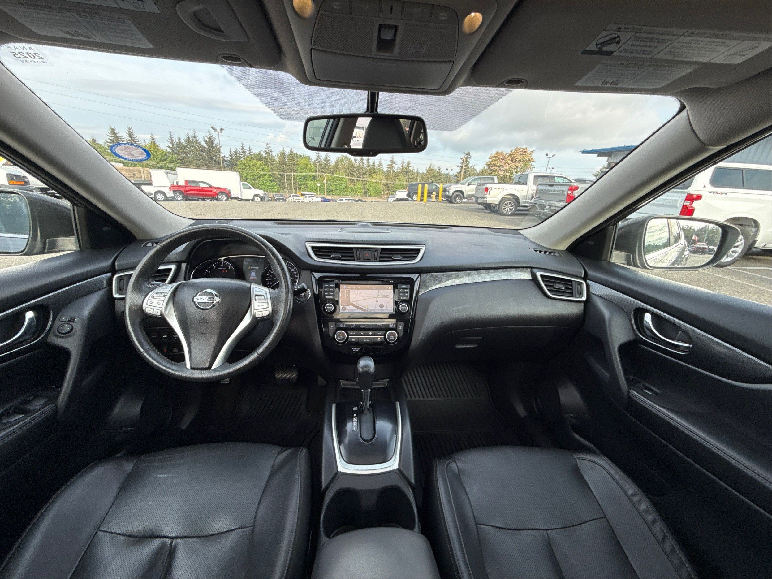 2016 Nissan Rogue SV