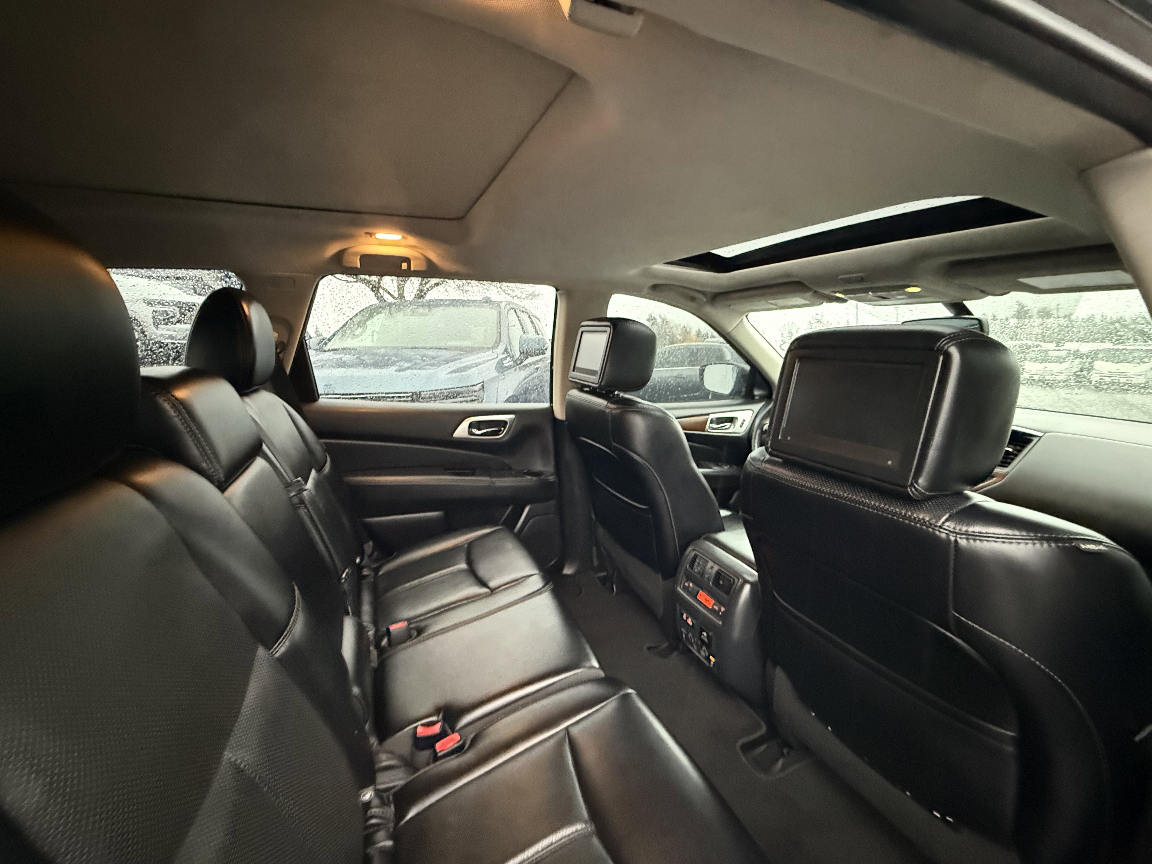 2019 Nissan Pathfinder Platinum